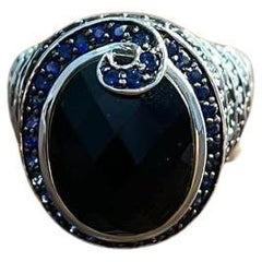 Onyx negro Zafiro azul Halo Channel Set Remolino Anillo de Oro Blanco de 14 K