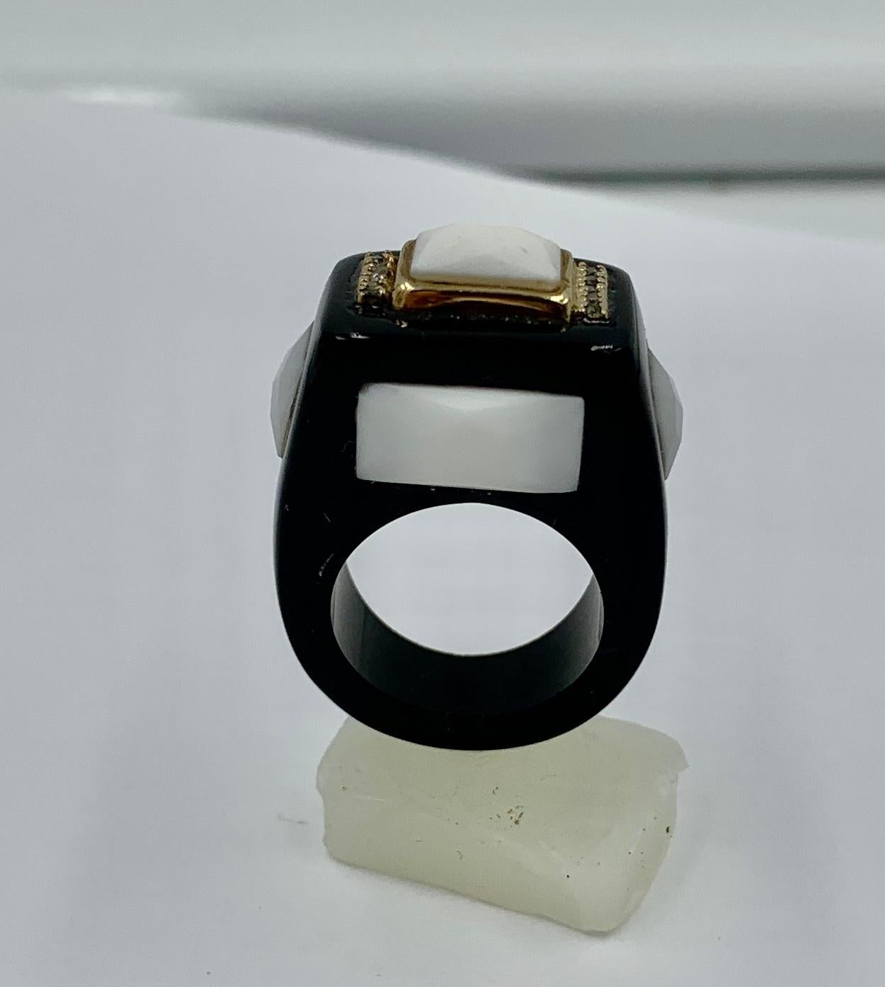Contemporary Black Onyx Checkerboard White Onyx 10 Diamond Ring Retro 14 Karat Gold For Sale