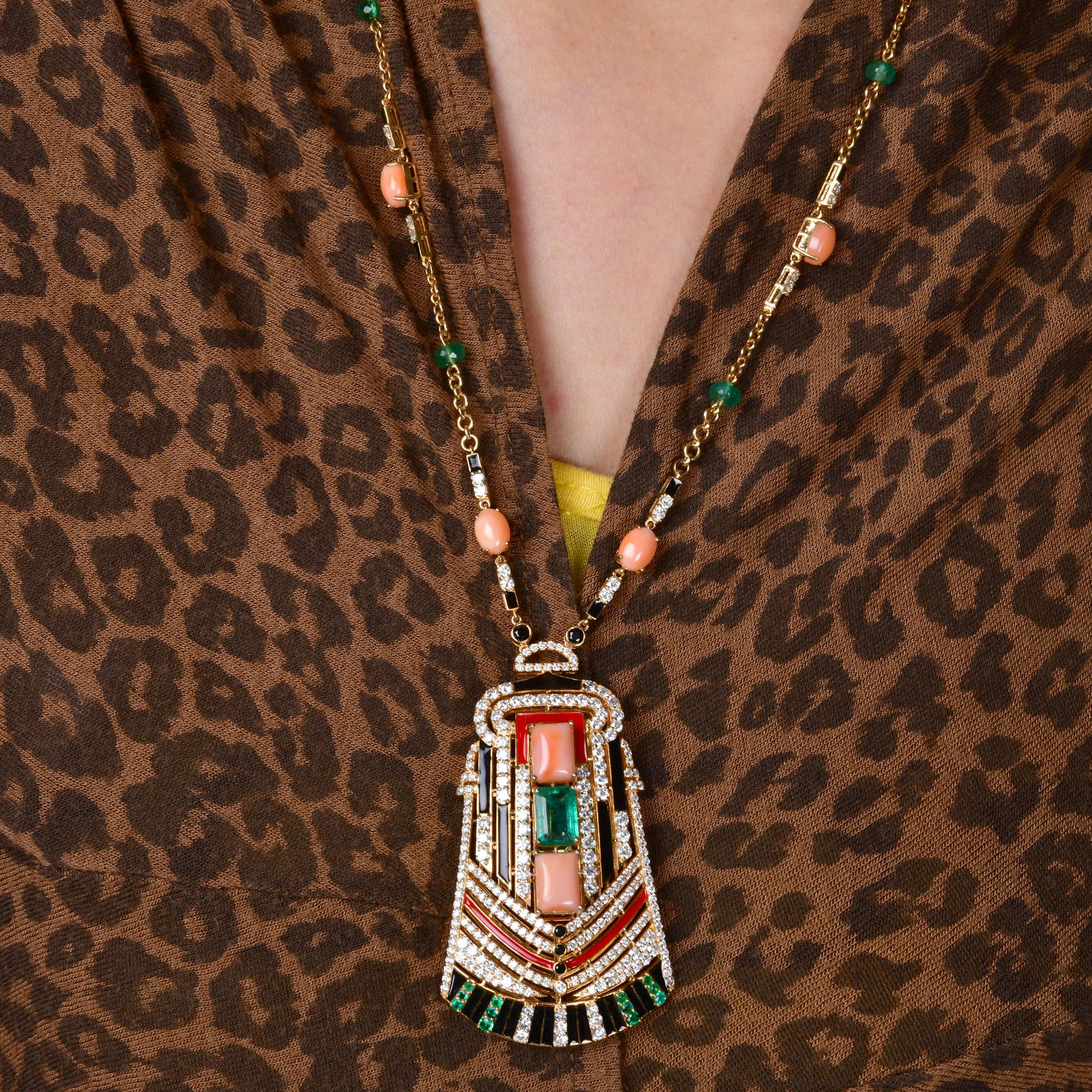 Round Cut Black Onyx Coral Emerald Pendant Fine Necklace 18k Yellow Gold Diamond Jewelry For Sale