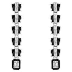 Sunita Nahata Onice Nero 1,11ct. Orecchini a squama di serpente in 18KWG con diamante.