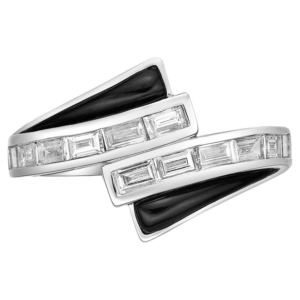Sunita Nahata Black Onyx 0.36ct. Snake Scale Fancy Ring in 18KWG with Diamond. For Sale