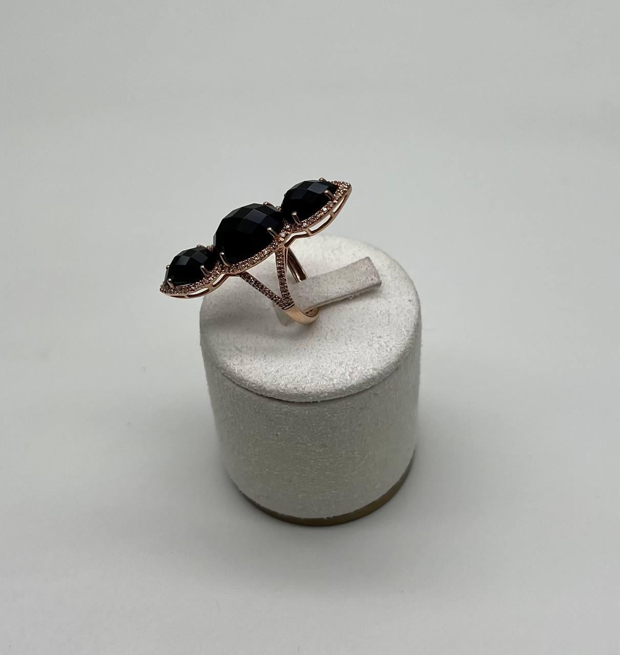 Anillo de oro de 14 quilates con halo de diamantes facetados de ónice negro en venta 2
