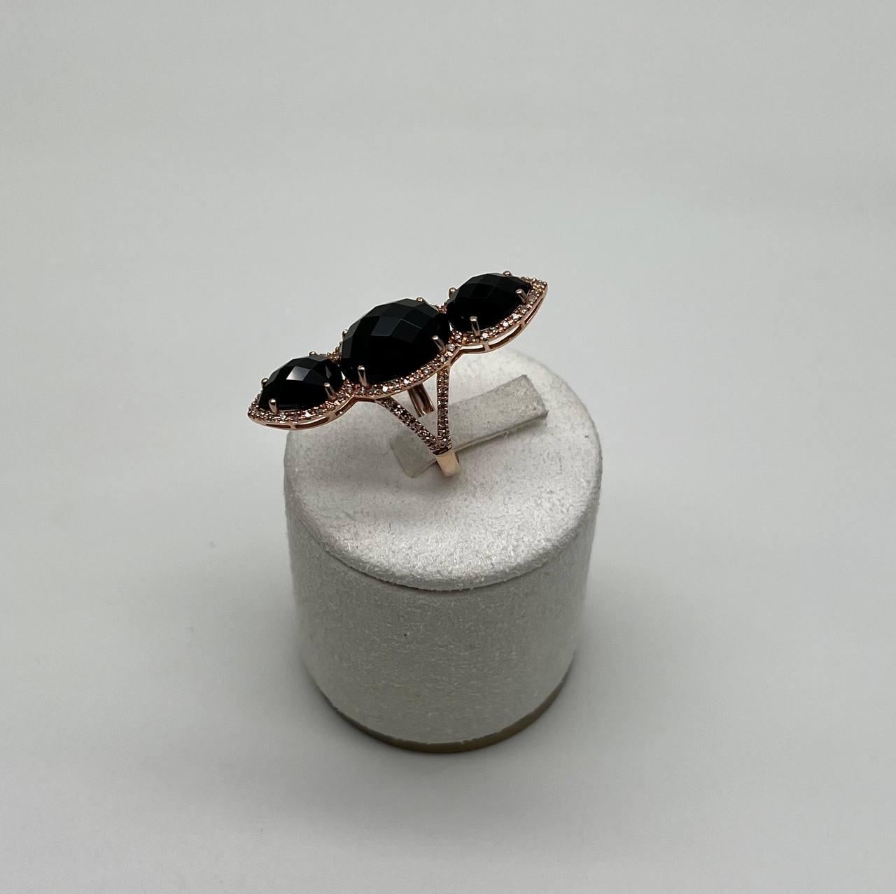 Anillo de oro de 14 quilates con halo de diamantes facetados de ónice negro en venta 4