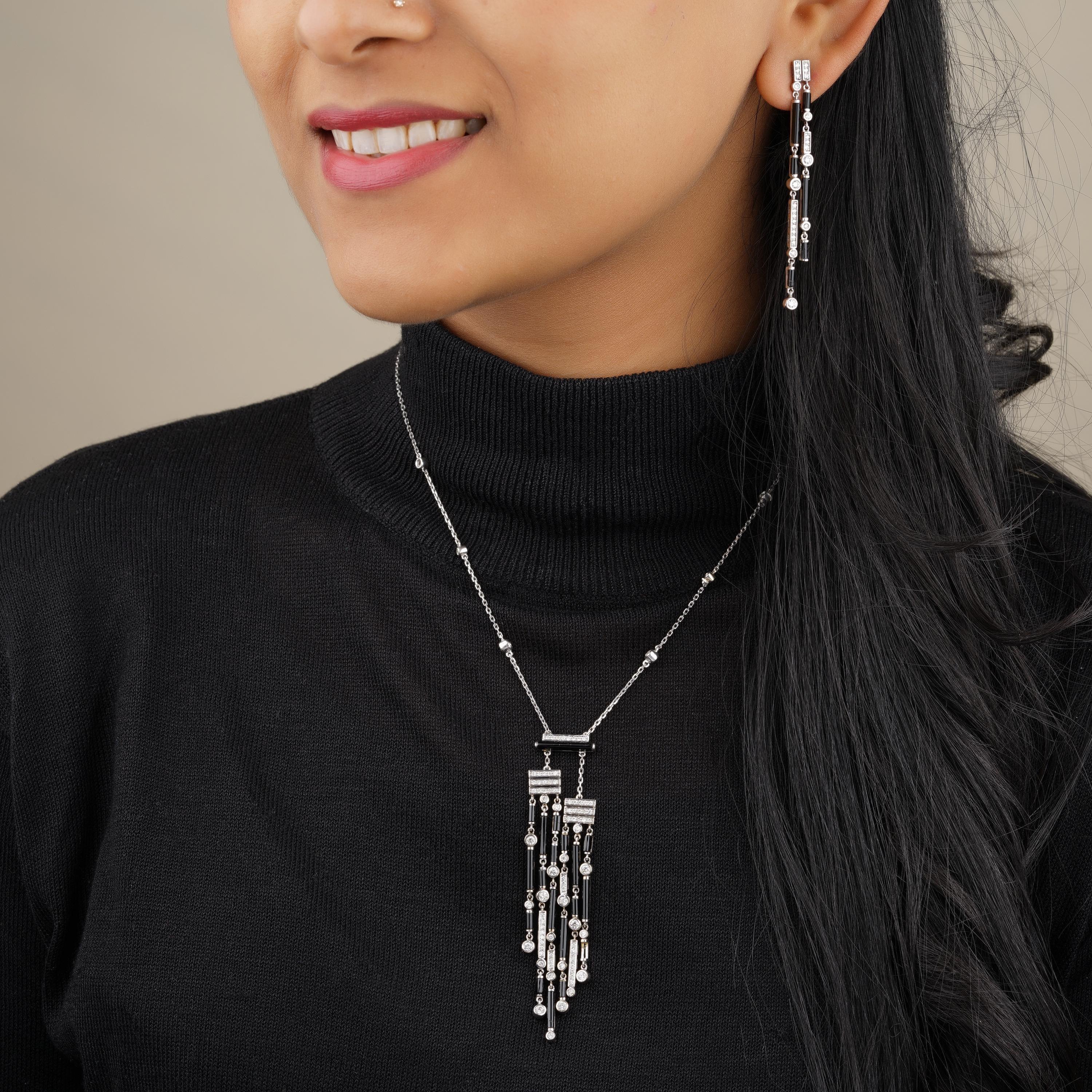 Taille ronde Boucles d'oreilles pendantes en or massif 14K (certifié) avec diamant et pierre d'Onyx noir en vente