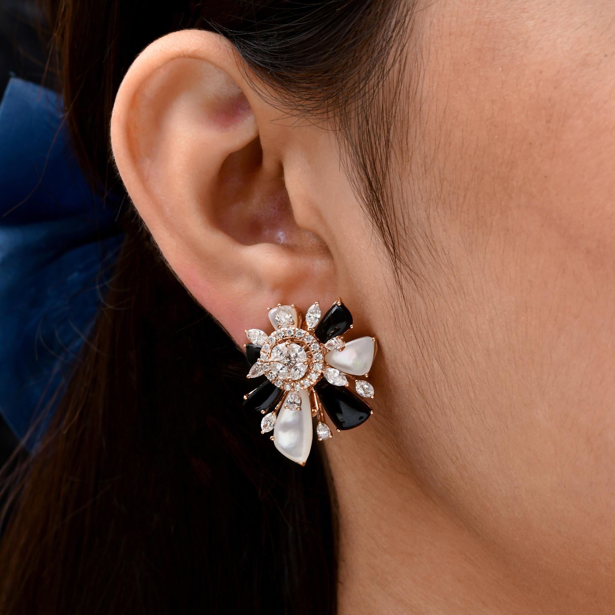 Black Onyx Mother Of Pearl Gemstone SI/H Diamond 18 Karat Rose Gold Earrings In New Condition For Sale In Diera, Dubai