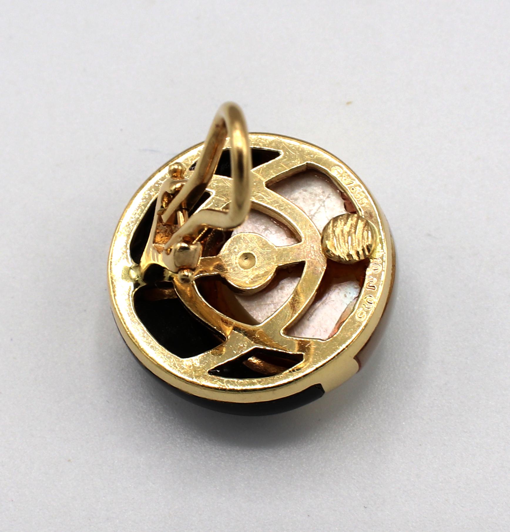 Gelbgold-Ohrringe mit schwarzem Onyx und Perlmutt-Intarsien im Zustand „Gut“ in  Baltimore, MD