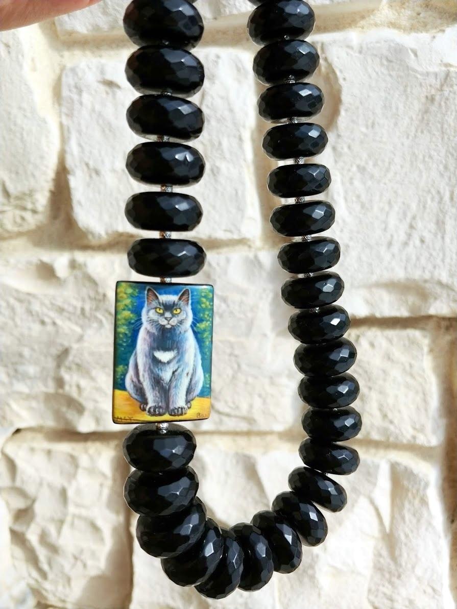 Black Onyx Necklace With Hand Painted Bead Agate For Sale 1