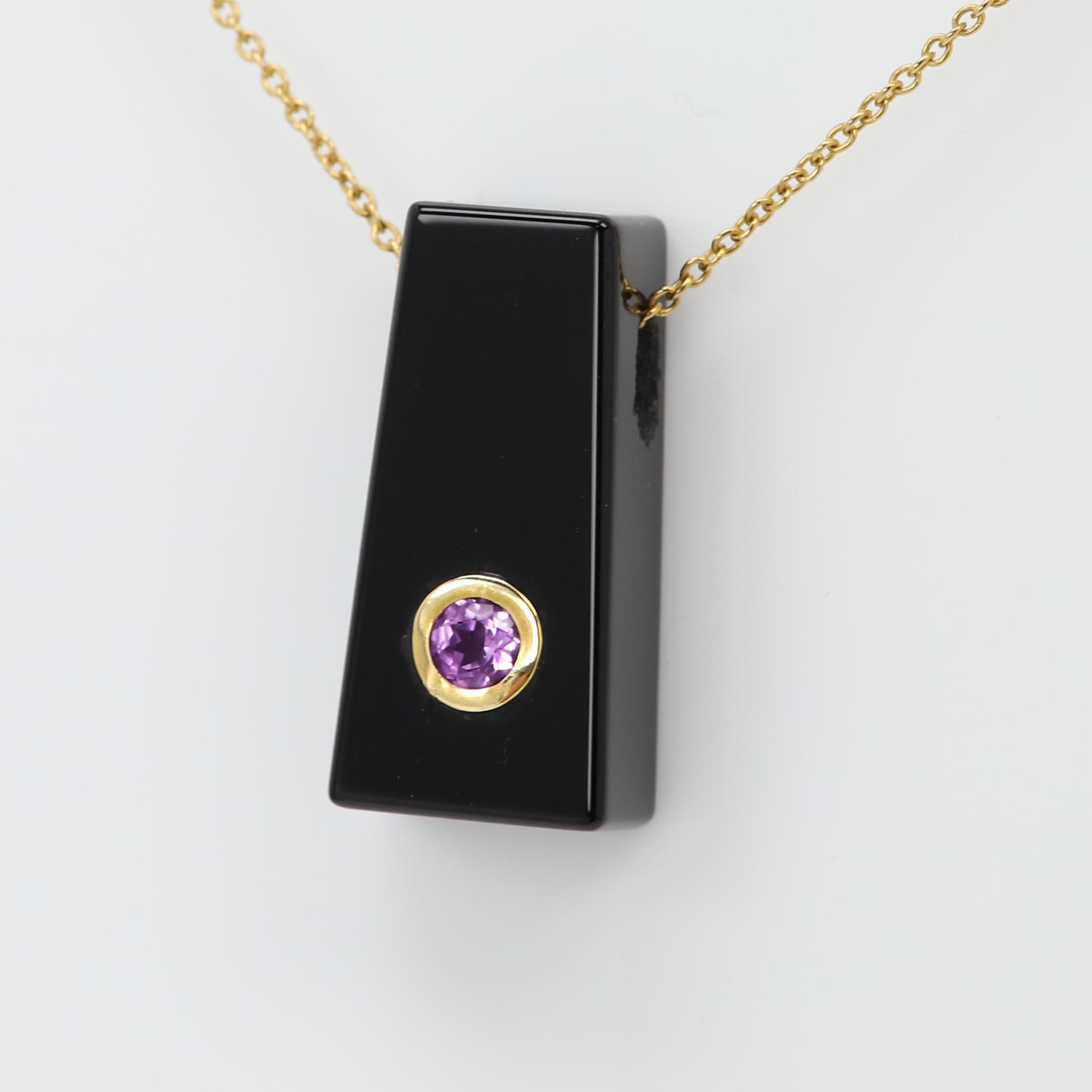 Pendentif Onyx noir Pierre Améthyste violette Or jaune 14 carats en vente 6