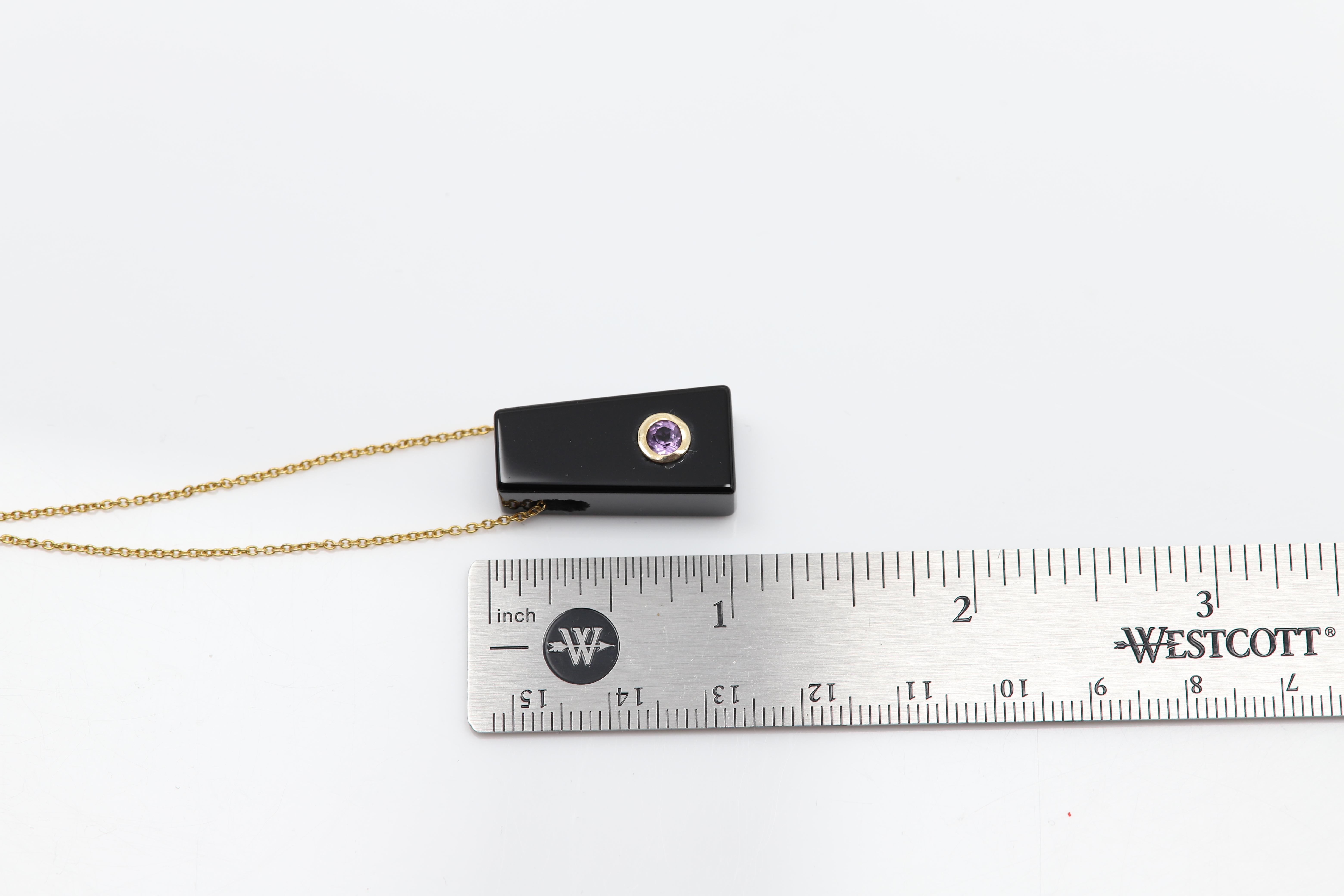 Pendentif Onyx noir Pierre Améthyste violette Or jaune 14 carats Unisexe en vente