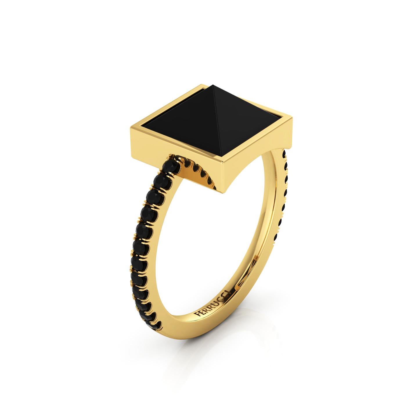 Pyramids collection the Black Onyx solitaire ring in 18k yellow gold, with Black brilliant cut diamonds for an approximate total weight of 0.30 carats, made in New York.

Onyx is believed to offer personal protection and relationship harmony and The