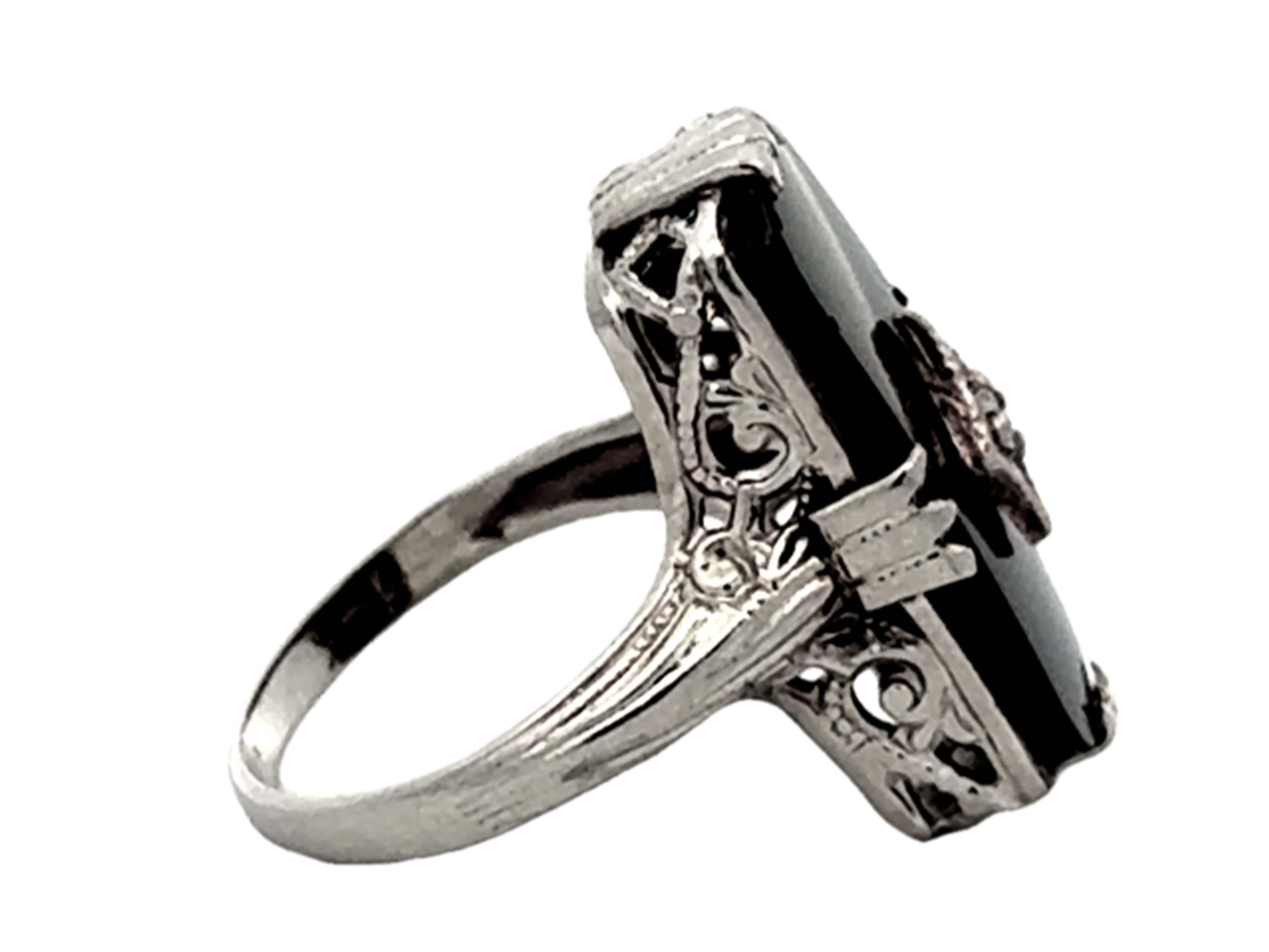 Black Onyx Rectangle Diamond Ring 14K White Gold In Excellent Condition For Sale In Honolulu, HI
