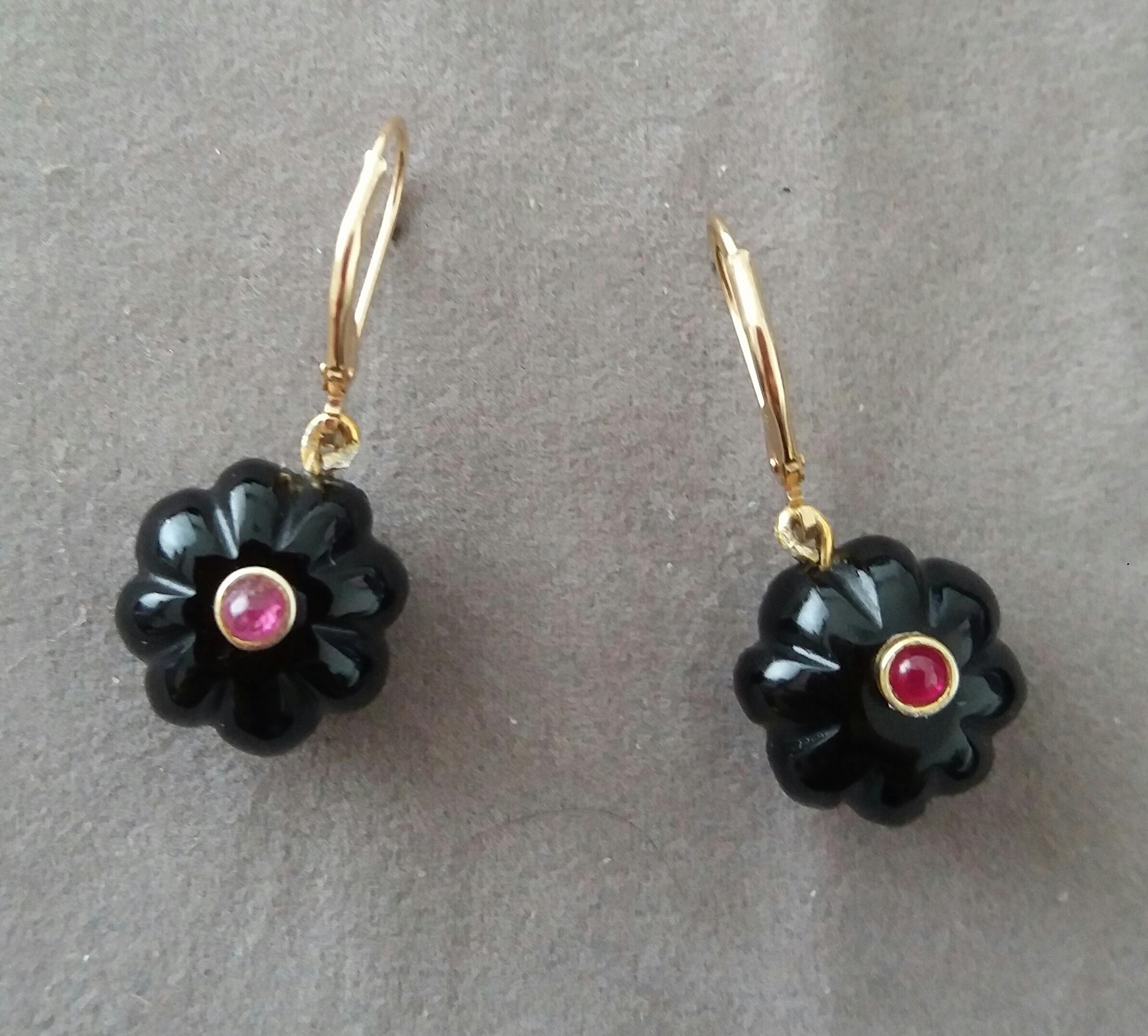 Black Onyx Round Carved Buttons Ruby Cabs 14k Yellow Gold Dangle Earrings In New Condition For Sale In Bangkok, TH