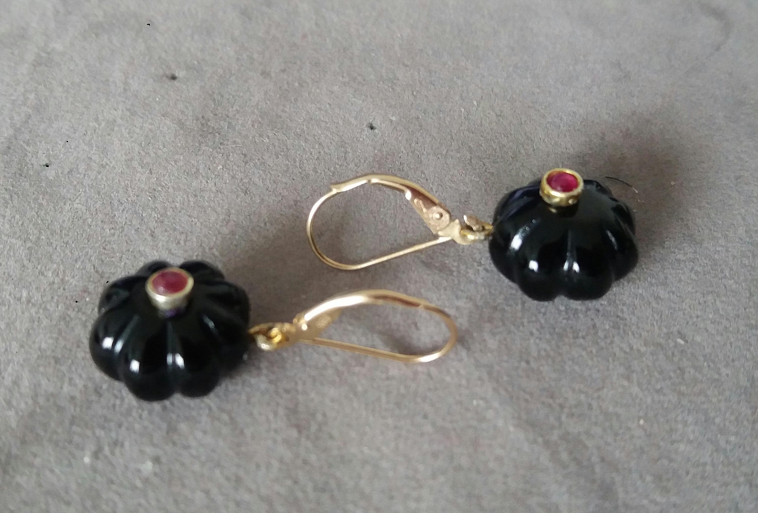 Women's Black Onyx Round Carved Buttons Ruby Cabs 14k Yellow Gold Dangle Earrings For Sale