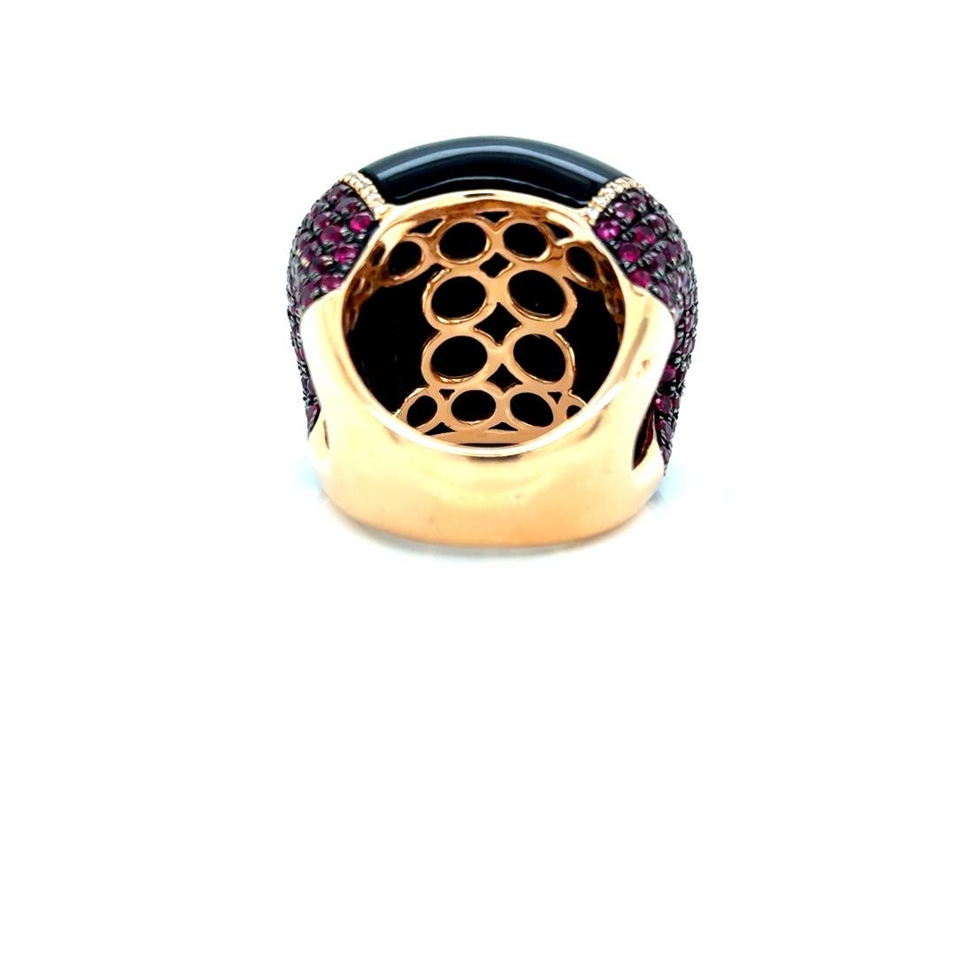 Women's Black Onyx statement Ring rose Gold, rubies and diamonds. For Sale