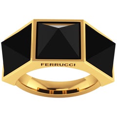 Black Onyx Three Pyramid 18 Karat Yellow Gold Ring