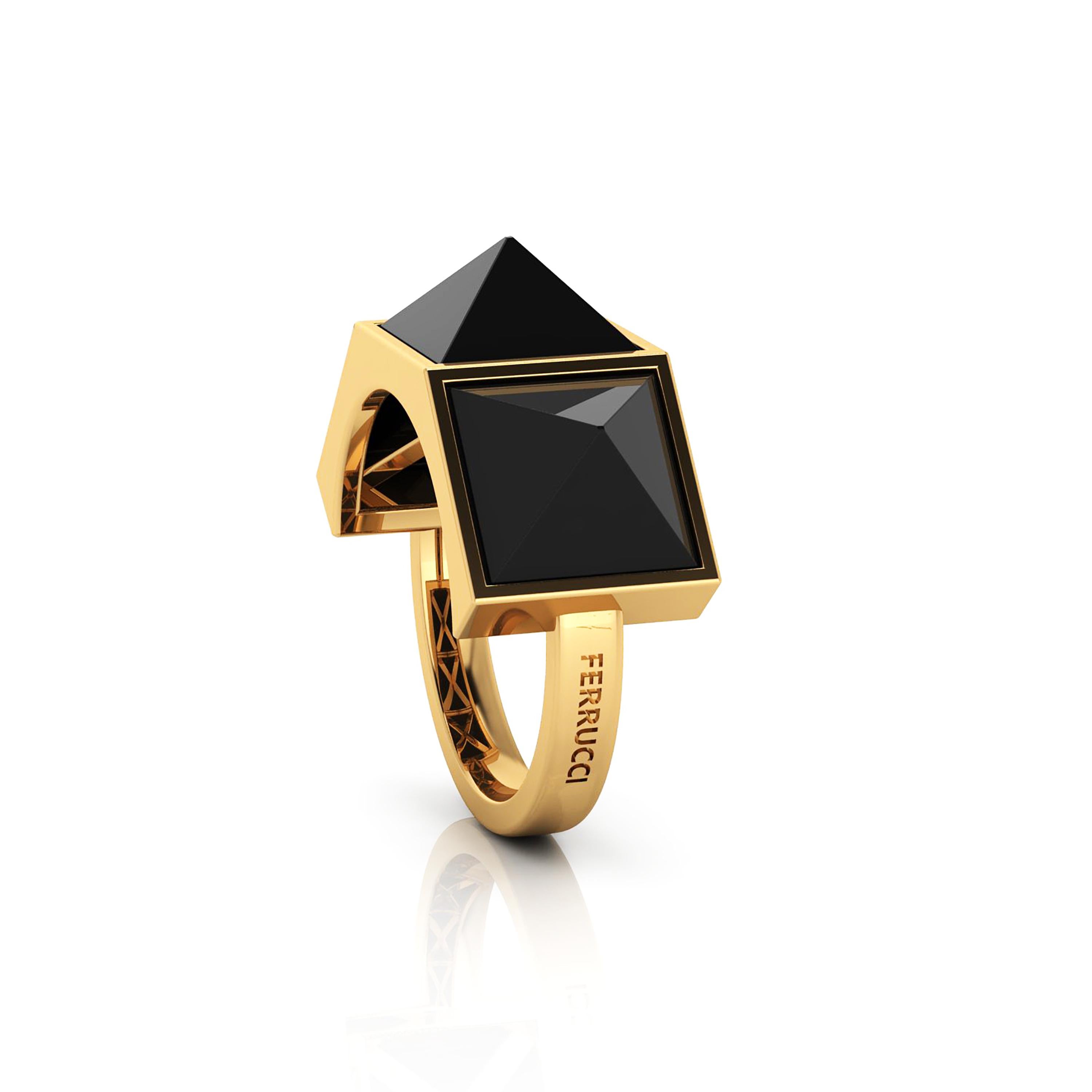 Uncut Black Onyx Three-Pyramids 18 Karat Yellow Gold Ring