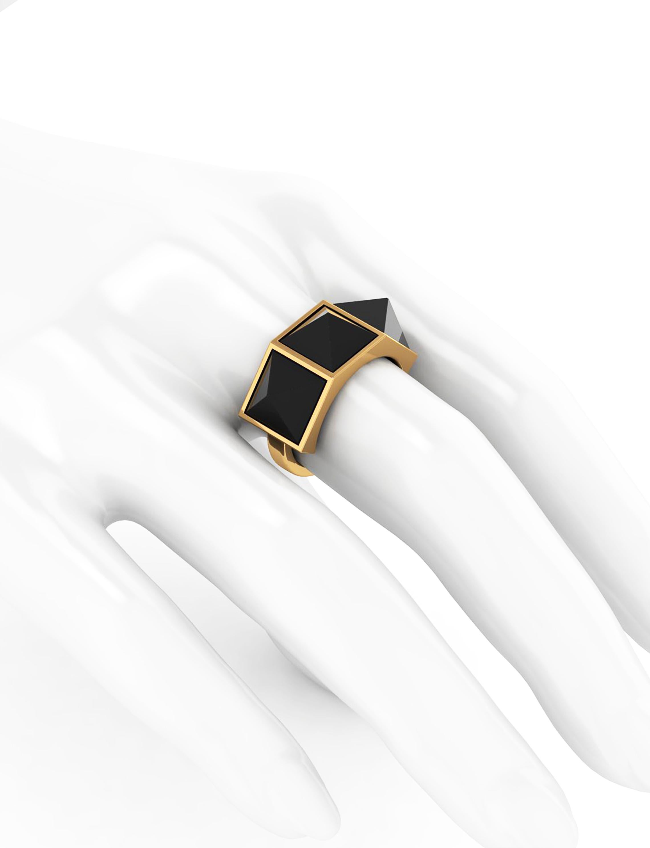 Black Onyx Three-Pyramids 18 Karat Yellow Gold Ring 5