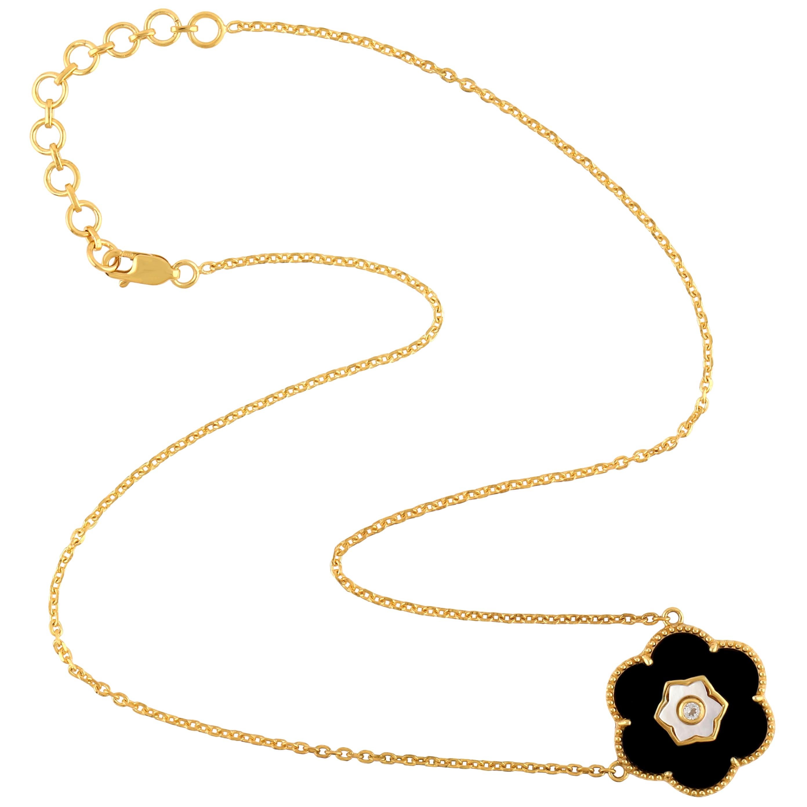 Collier pendentif fleur en onyx noir, topaze et nacre