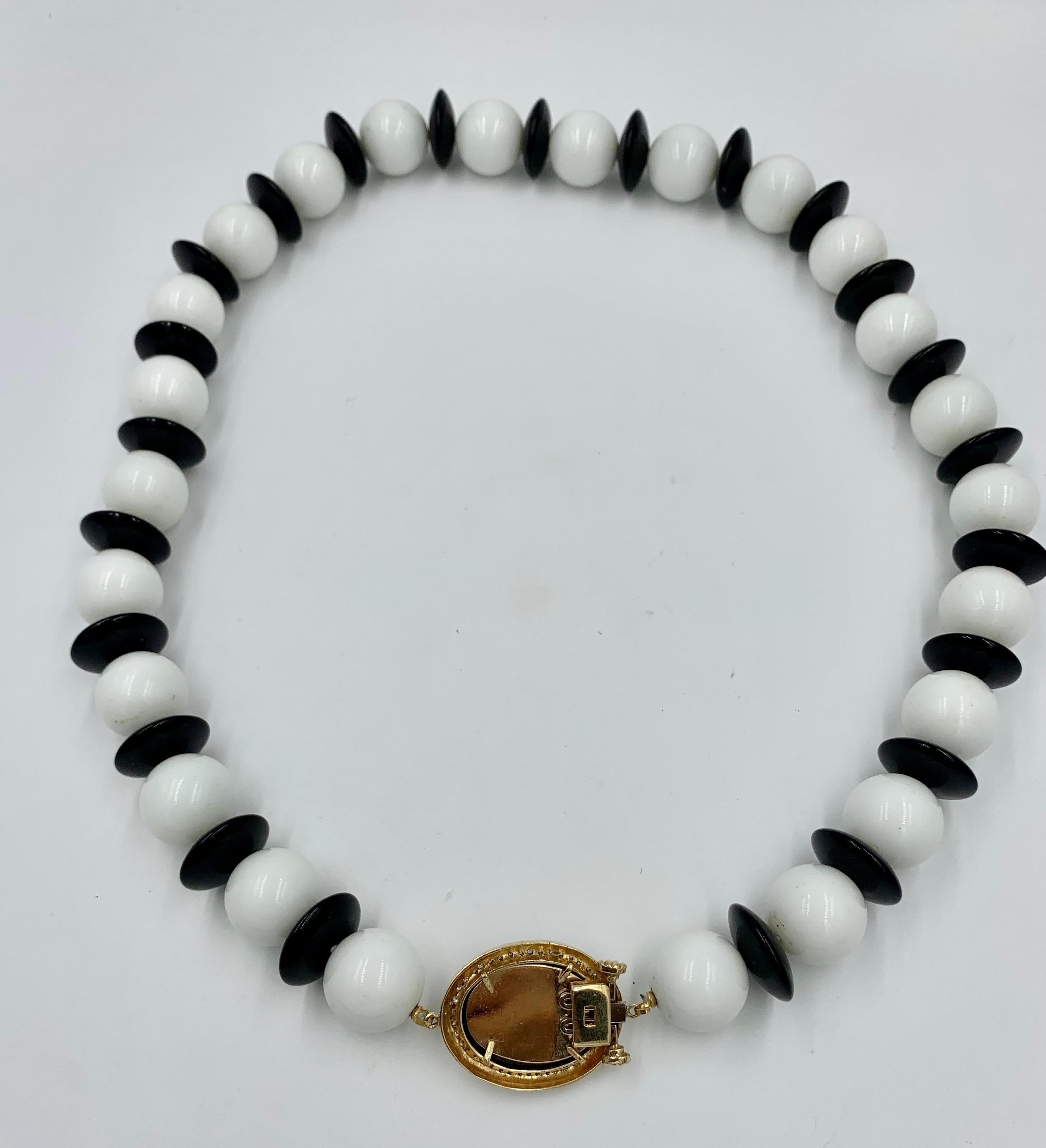 Black Onyx White Onyx 44 Diamond Necklace 14 Karat Gold For Sale 1