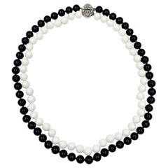 Black Onyx White Onyx Bead Diamond Emerald 14 Karat White Gold Necklace