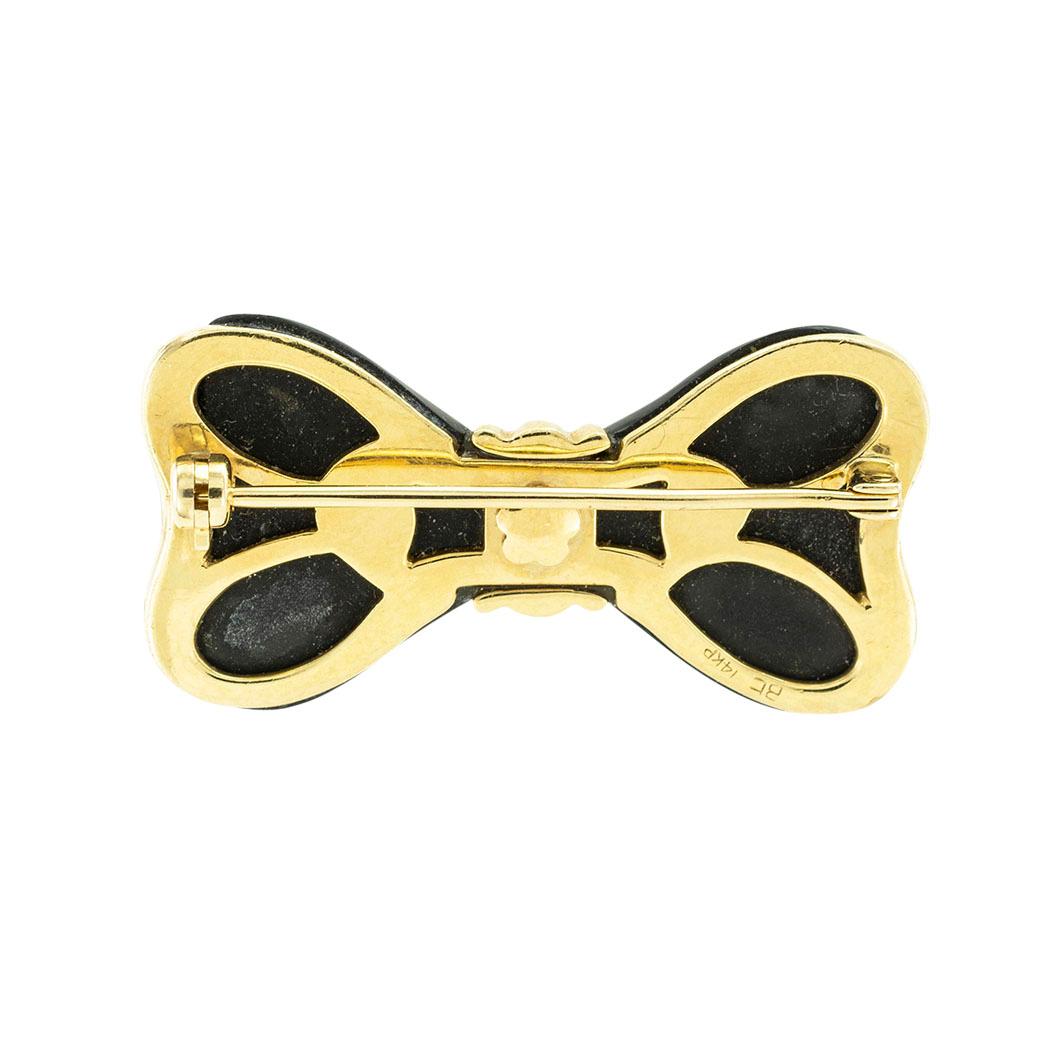 Black Onyx Yellow Gold Bow Brooch In Good Condition For Sale In Los Angeles, CA