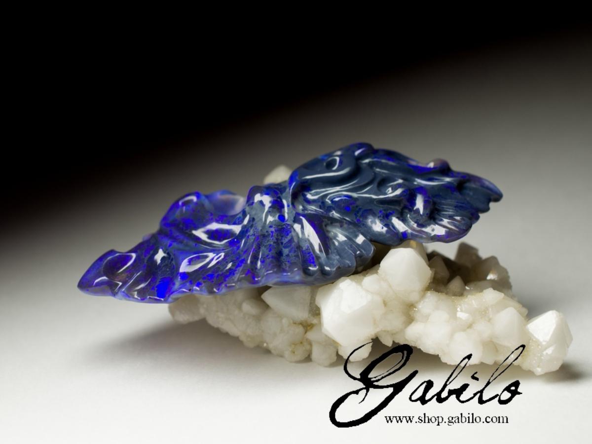 Mixed Cut Black Opal Phoenix bird Carving for necklace Cobalt Blue 68 carats For Sale