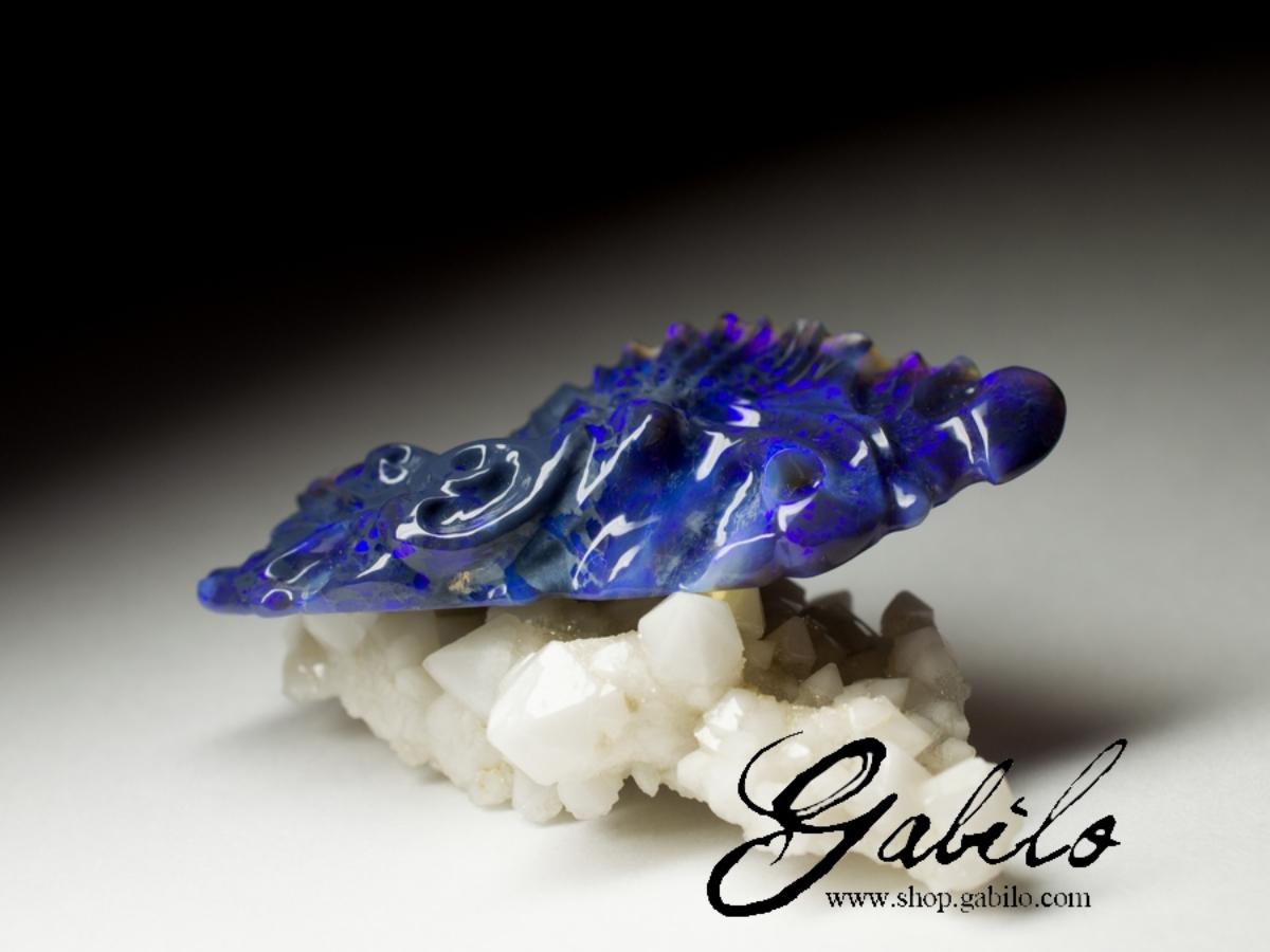 Black Opal Phoenix bird Carving for necklace Cobalt Blue 68 carats In New Condition For Sale In Berlin, DE