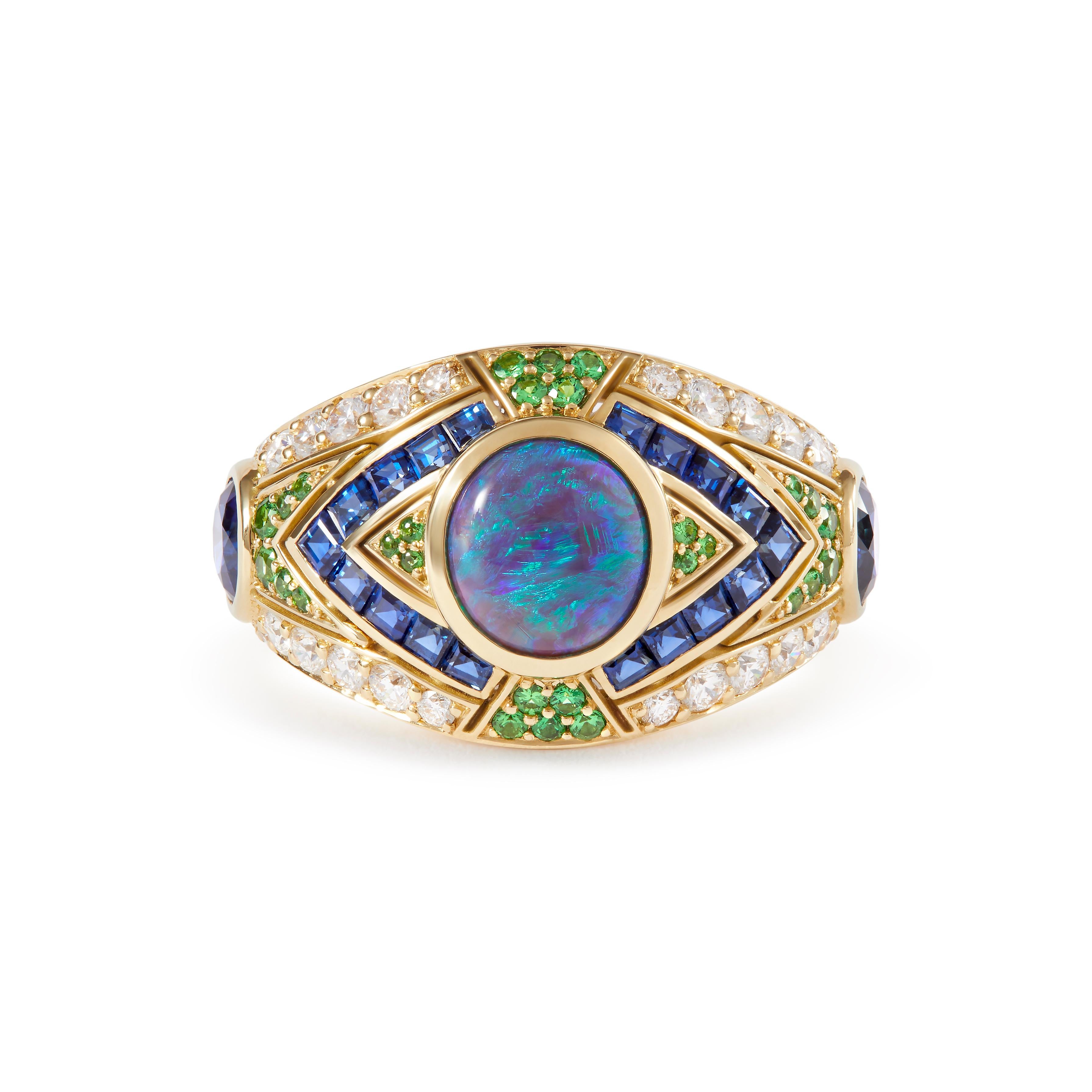 Anillo de cóctel único en su especie, con un Ópalo Negro de 1,70 quilates procedente de la famosa región de Lightning Ridge, en Australia. Zafiros azules tallados a medida de 2,10 quilates, tsavoritas verdes de 0,20 quilates y diamantes naturales de