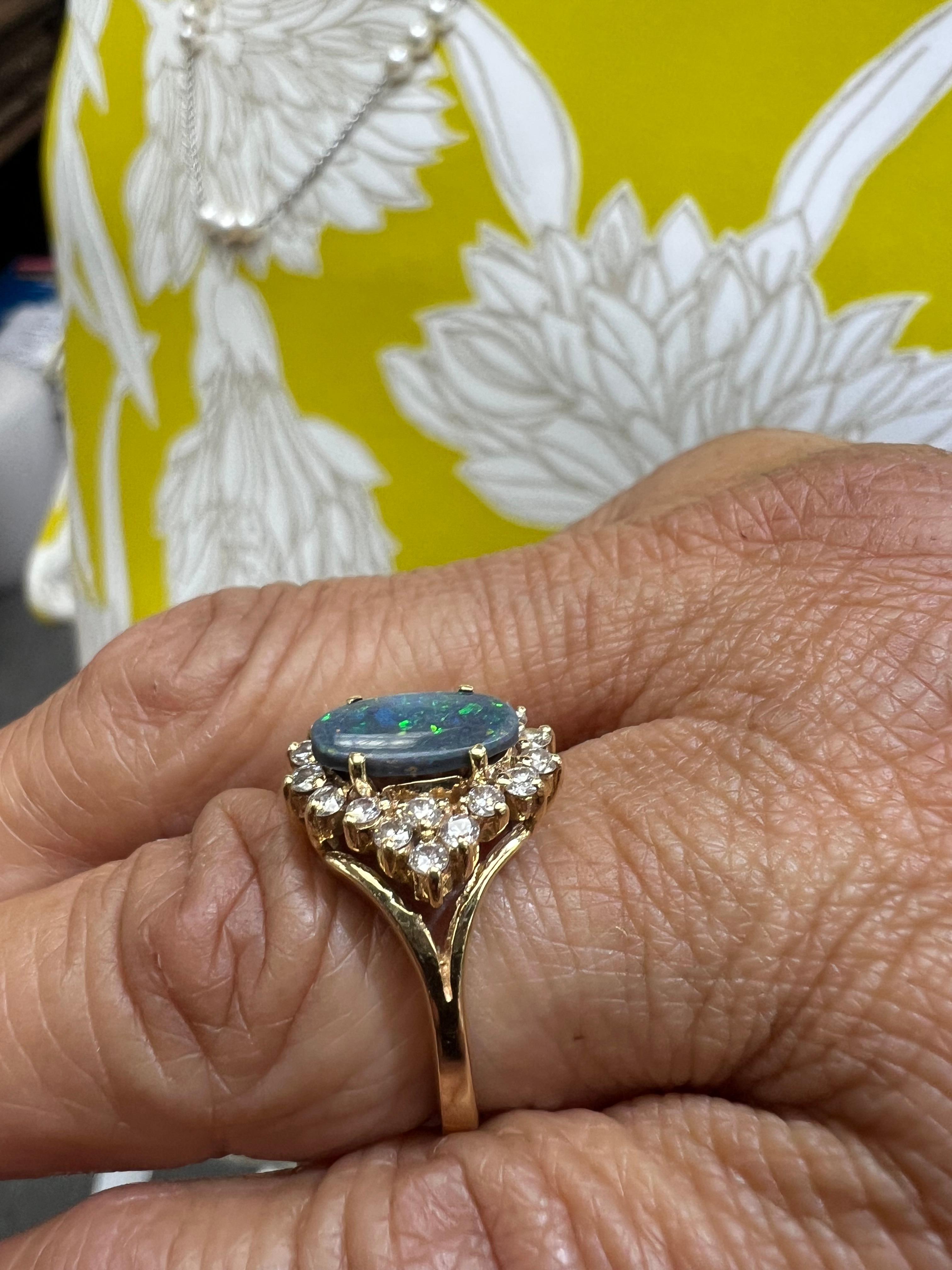 Black Opal Diamond Cluster 14k Yellow Gold Ring In Good Condition For Sale In Los Angeles, CA