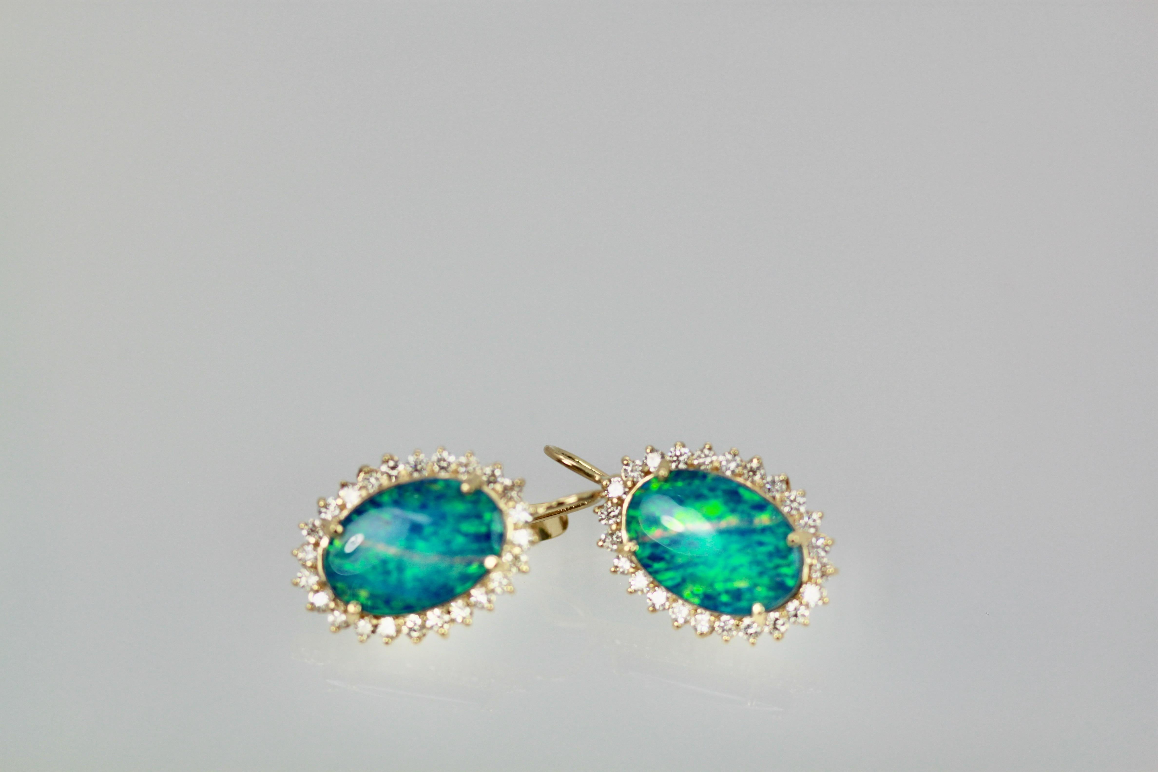 Black Opal Diamond Earrings 14 Karat Yellow Gold In Excellent Condition For Sale In North Hollywood, CA