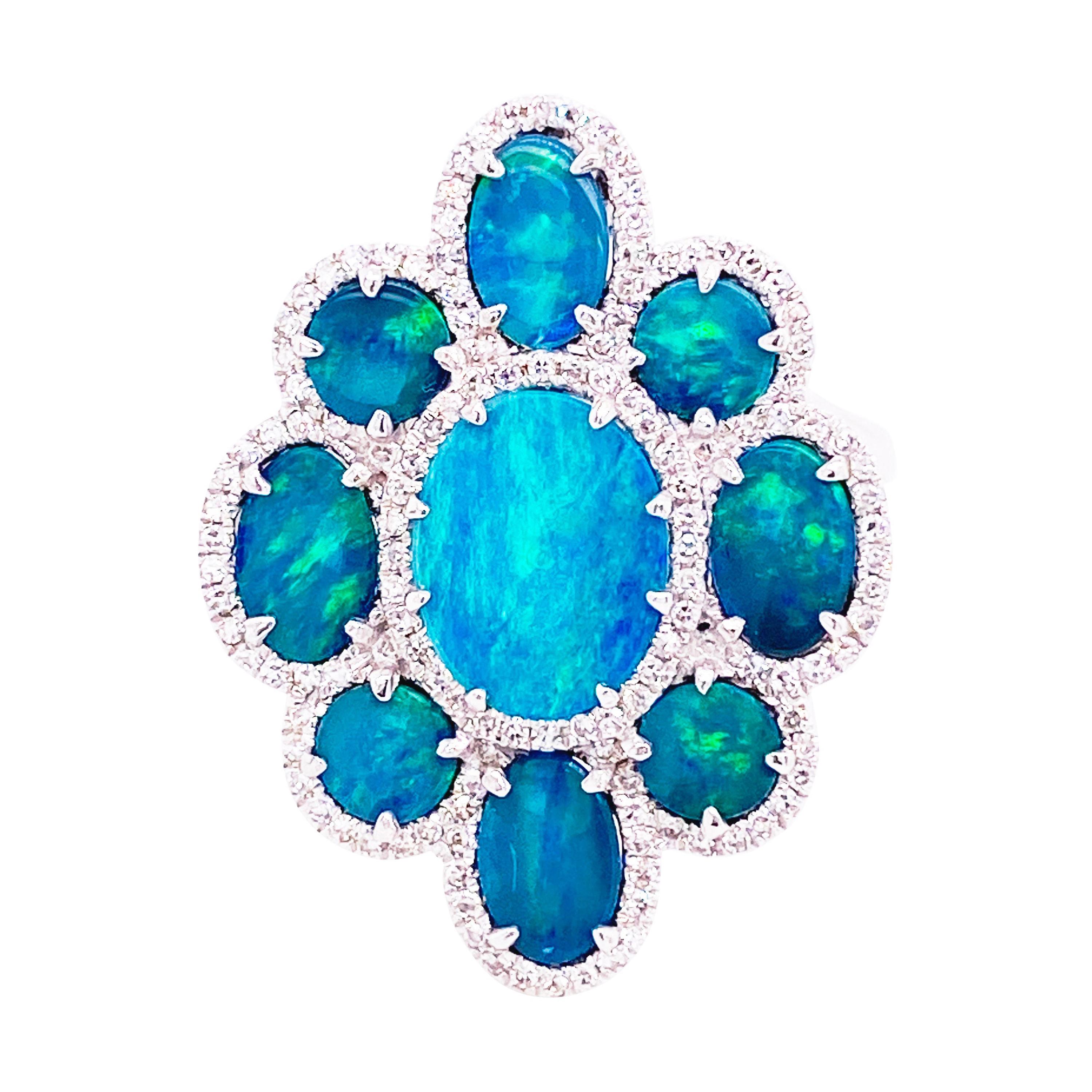 Im Angebot: Schwarzer Opal-Diamantring, 18 Karat Weißgold, blau-grüner Opal mit Diamant-Halo-Ring ()