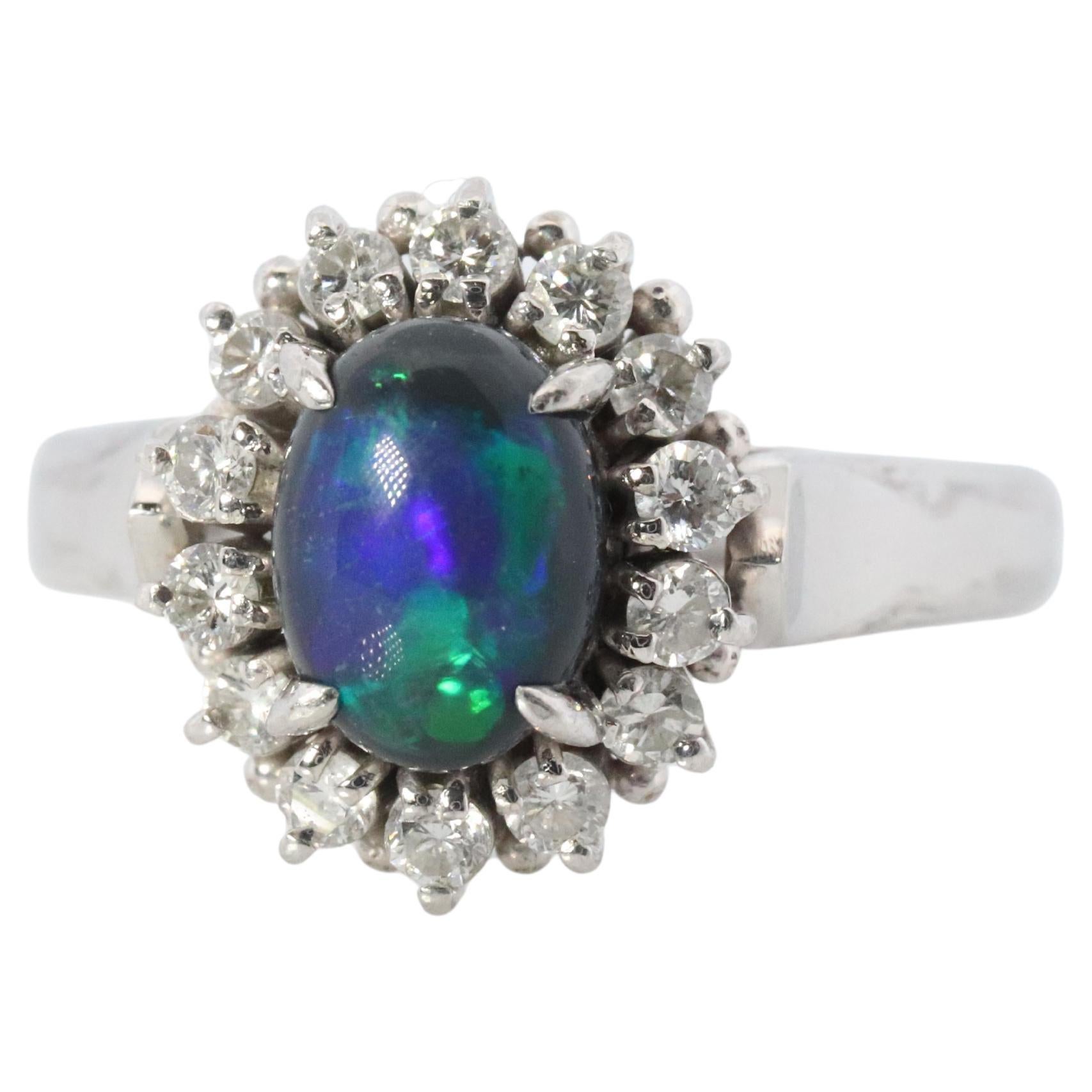 Anillo de diamantes con ópalo negro. PT900 Platino Ópalo Diamante Halo Anillo Bailarina Banda.