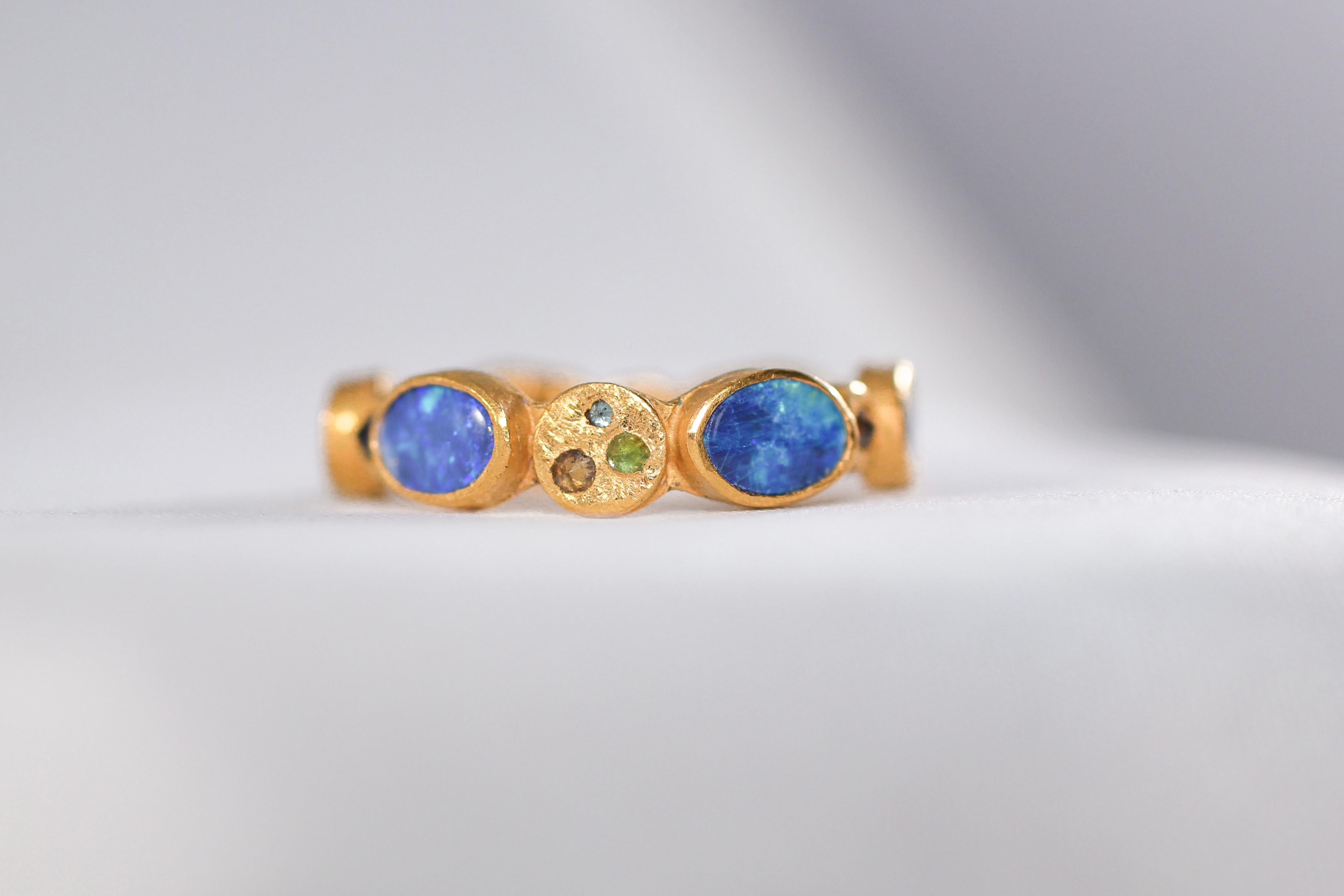 Black Opal Diamonds and Sapphires 22 Karat Gold Band Fashion Ring For Sale 6
