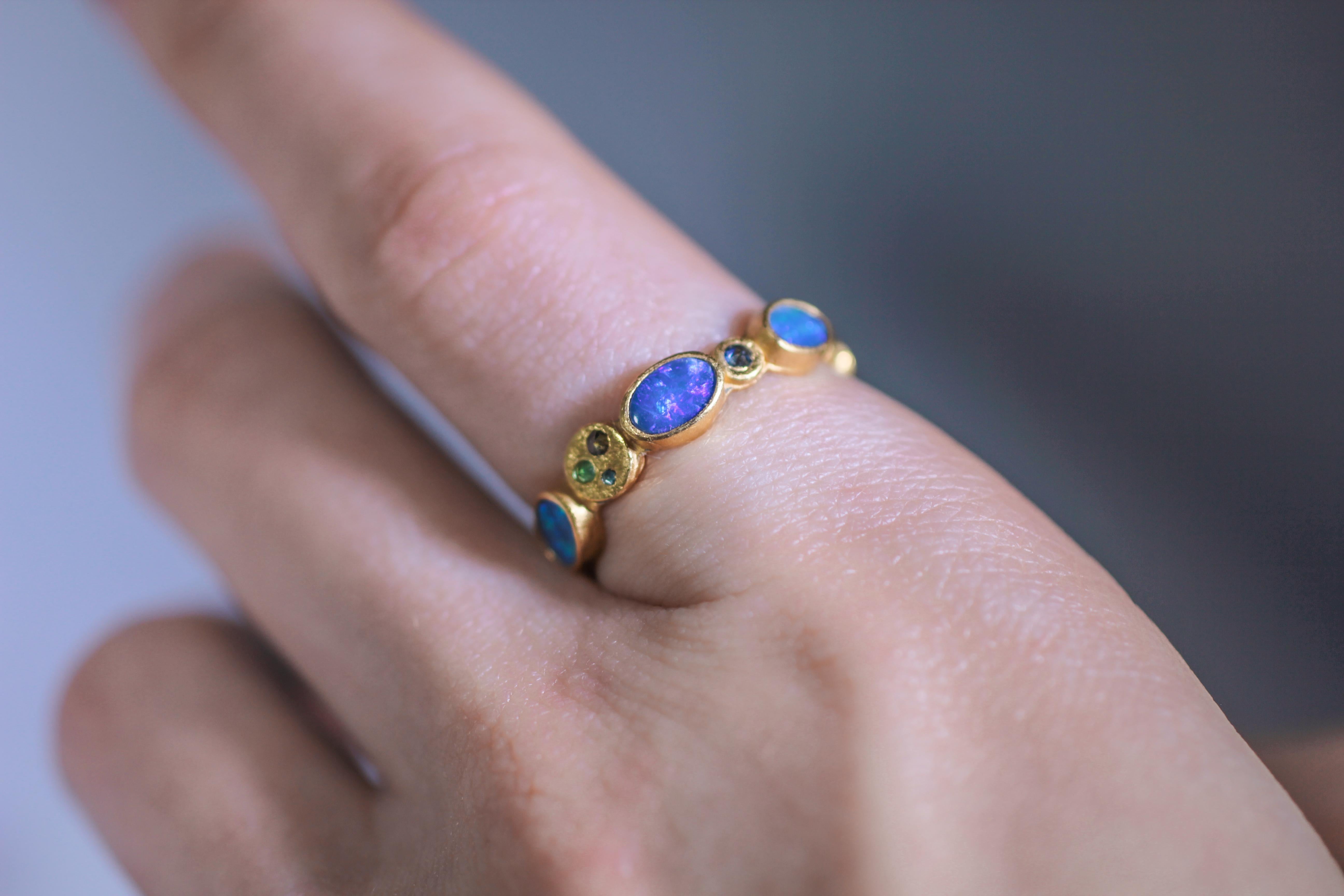 Black Opal Diamonds and Sapphires 22 Karat Gold Band Fashion Ring For Sale 4