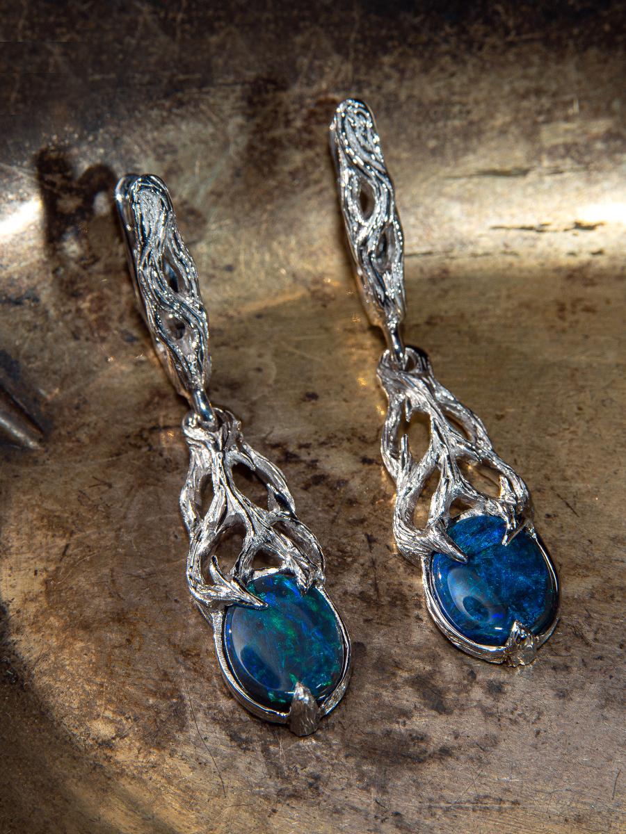Black Opal earrings white gold Bright Neon Blue Cabochons Magic Tree In New Condition In Berlin, DE