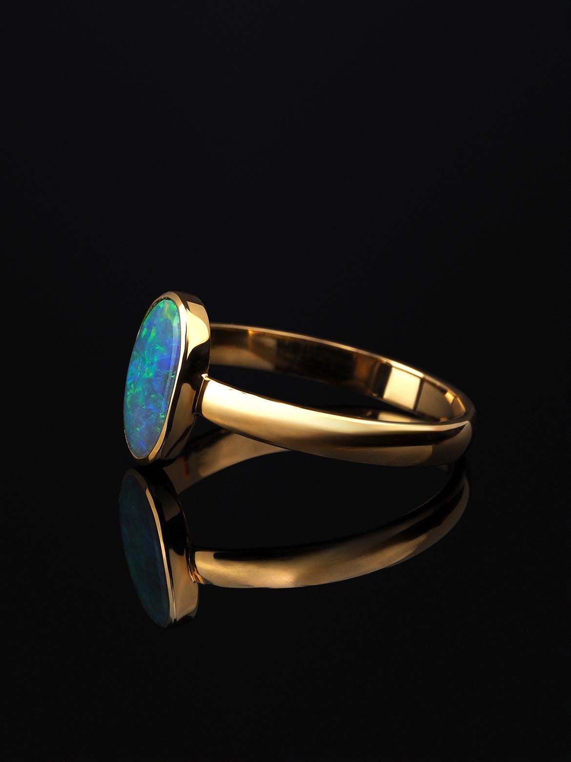 Oval Cut Black Opal Gold Ring Flickering Stone Engagement ring Promise ring For Sale