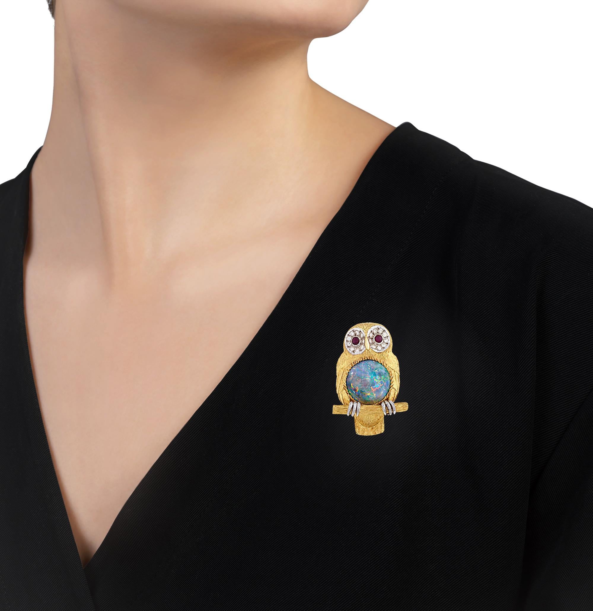 Moderne Épingle à hibou en opale noire en vente