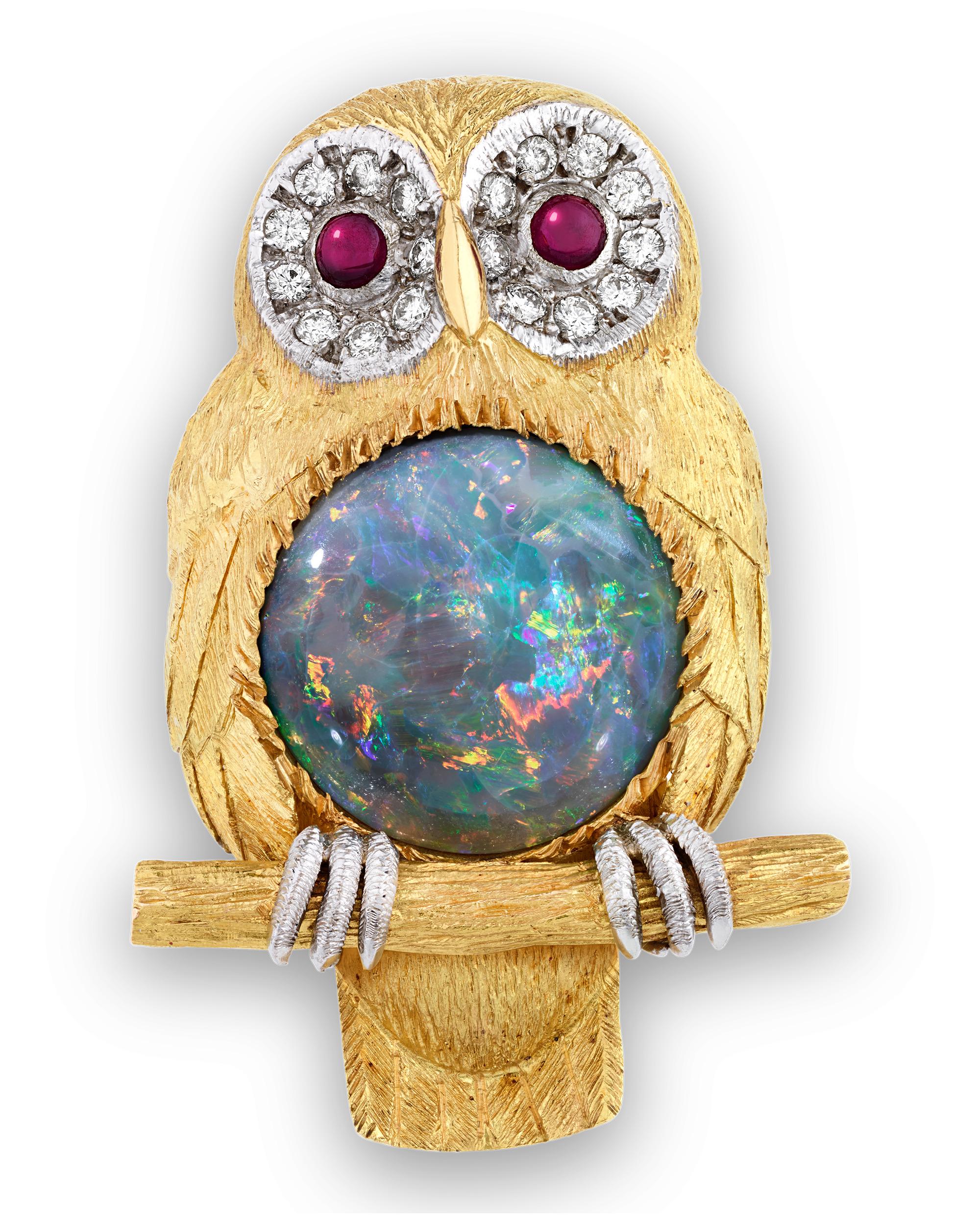 Taille cabochon Épingle à hibou en opale noire en vente