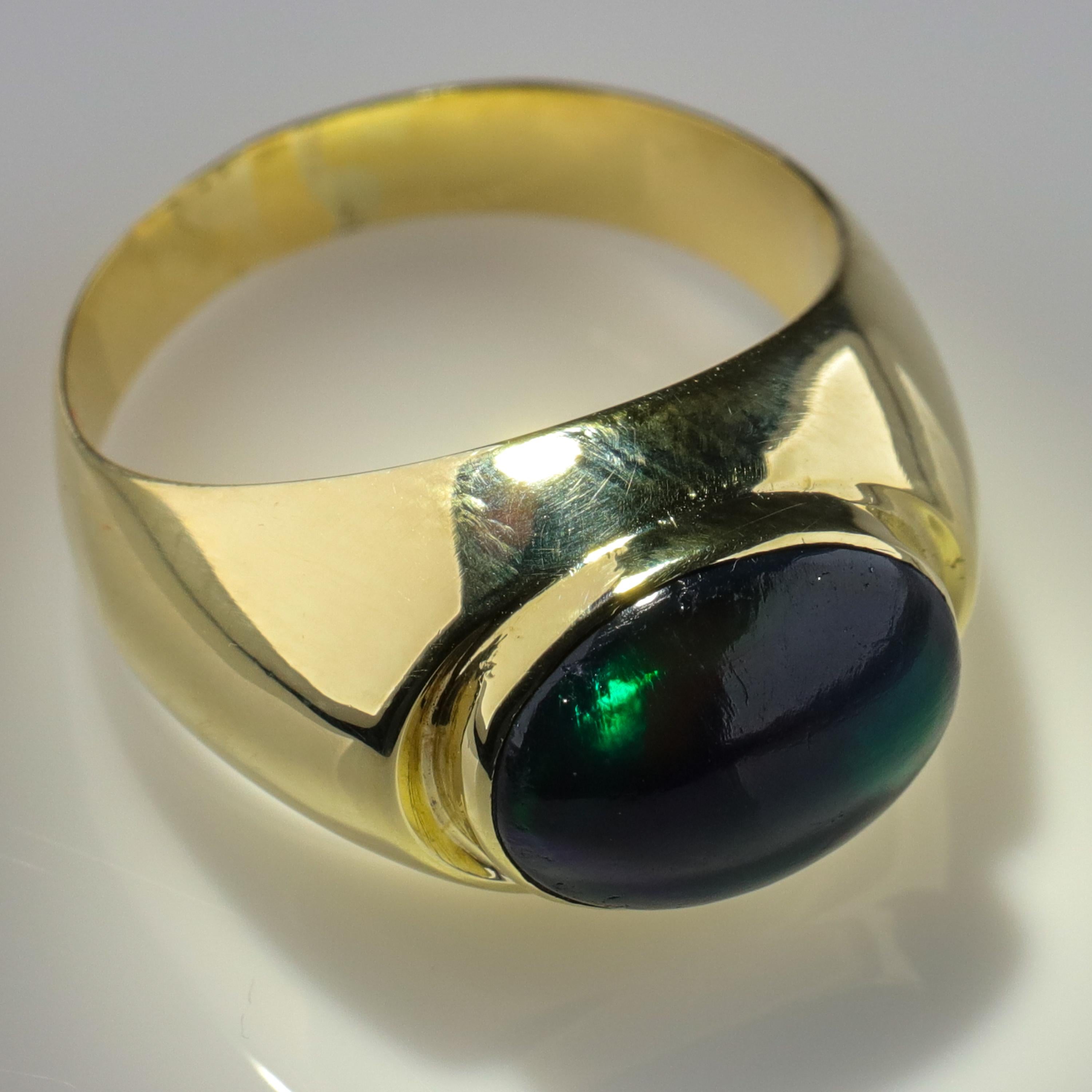 Black Opal Ring from Lightning Ridge is Understated Until It's Not 7