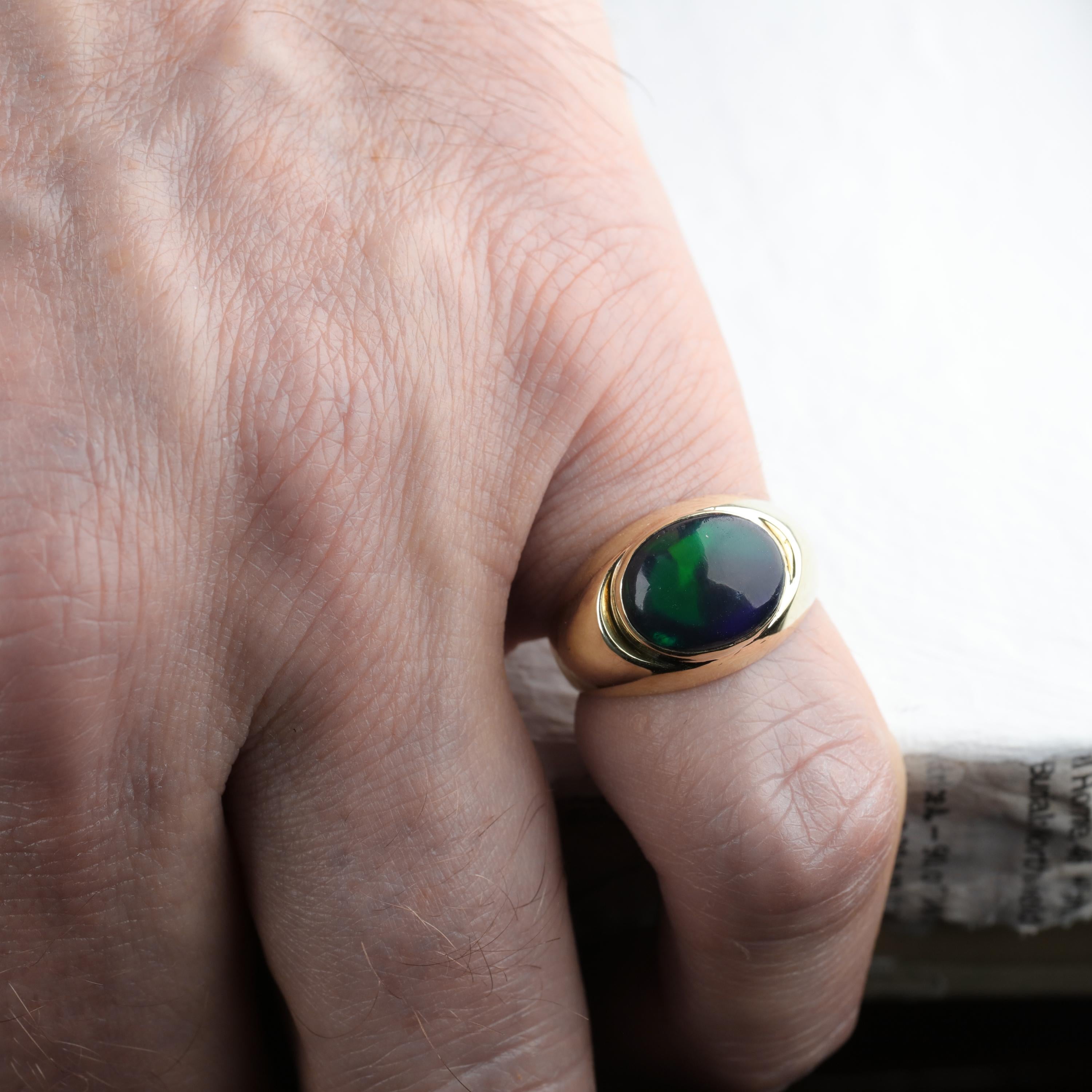 Black Opal Ring from Lightning Ridge is Understated Until It's Not 10