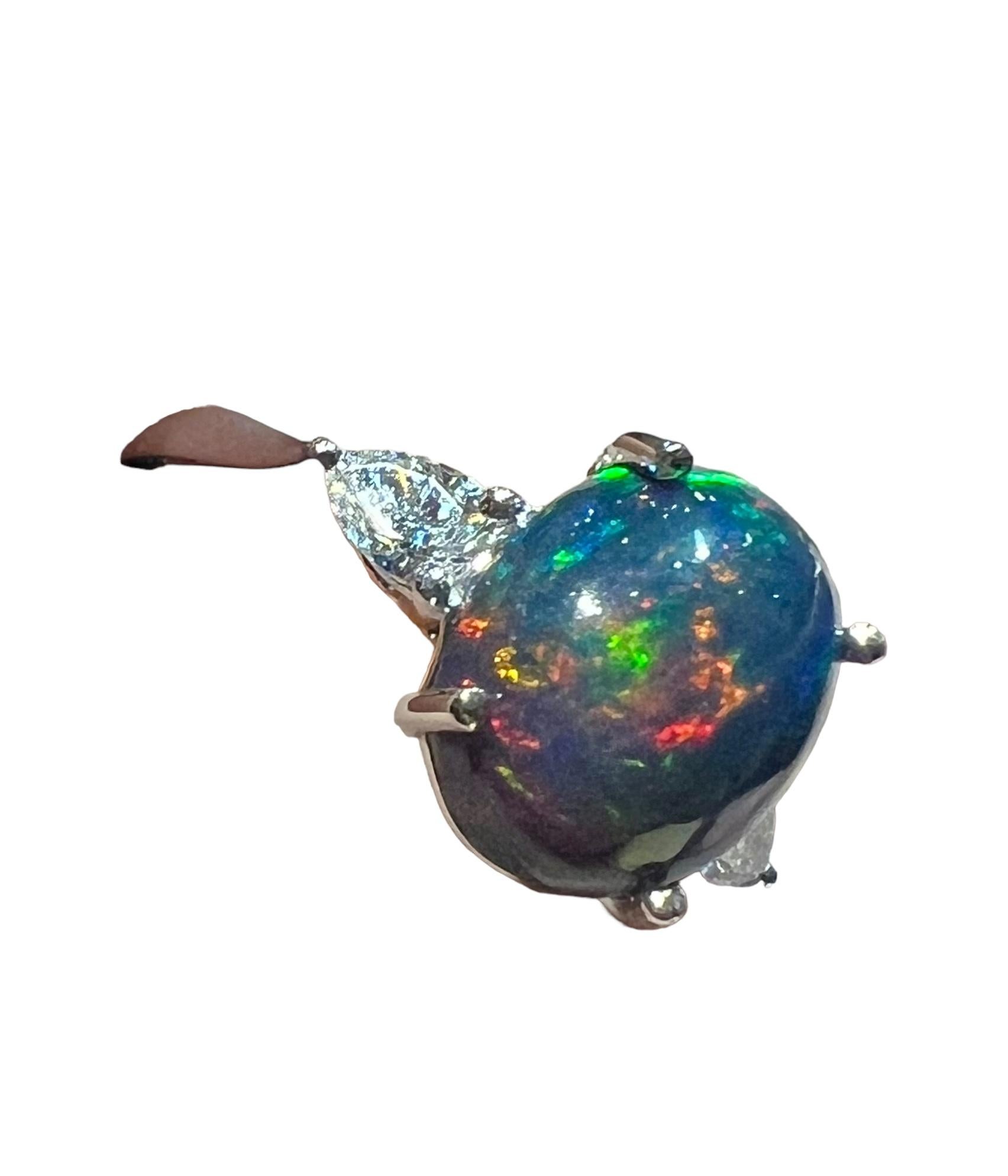 Black Opal ring surrounded by 2 pears 18 carat white gold diamond In Good Condition For Sale In SAINT-OUEN-SUR-SEINE, FR