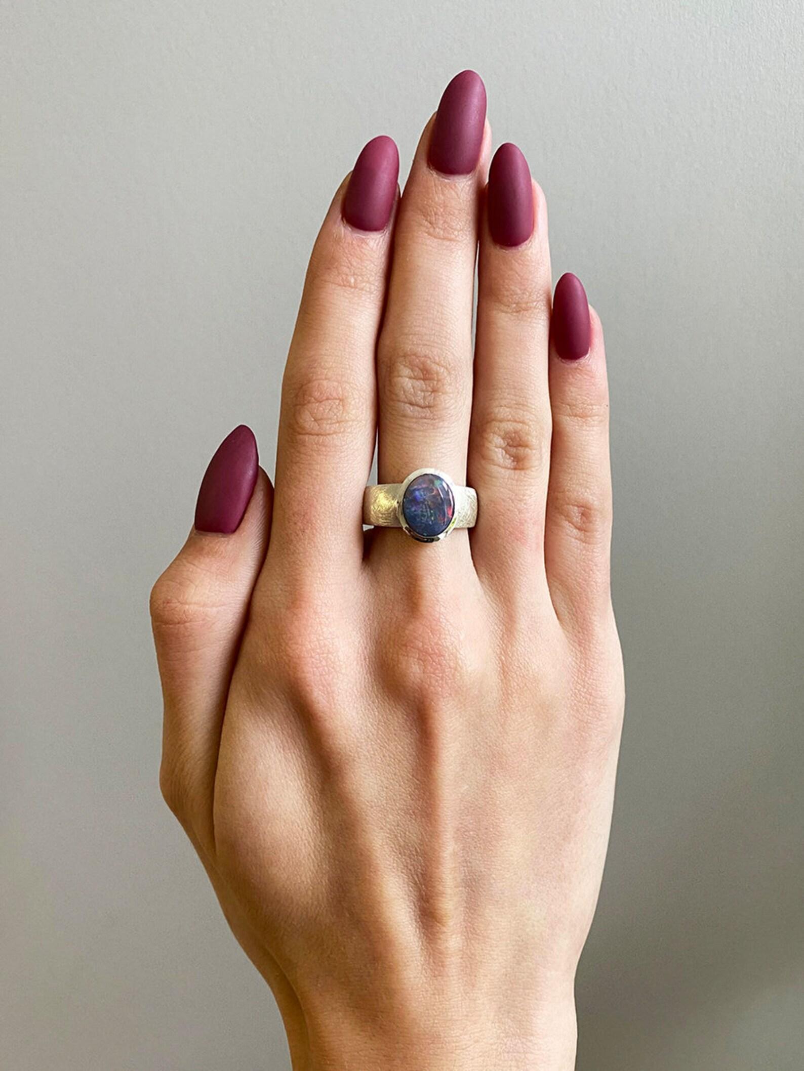 Cabochon Black Opal Silver Ring Polychrome Unisex Multicolor Heather Purple Gemstone For Sale