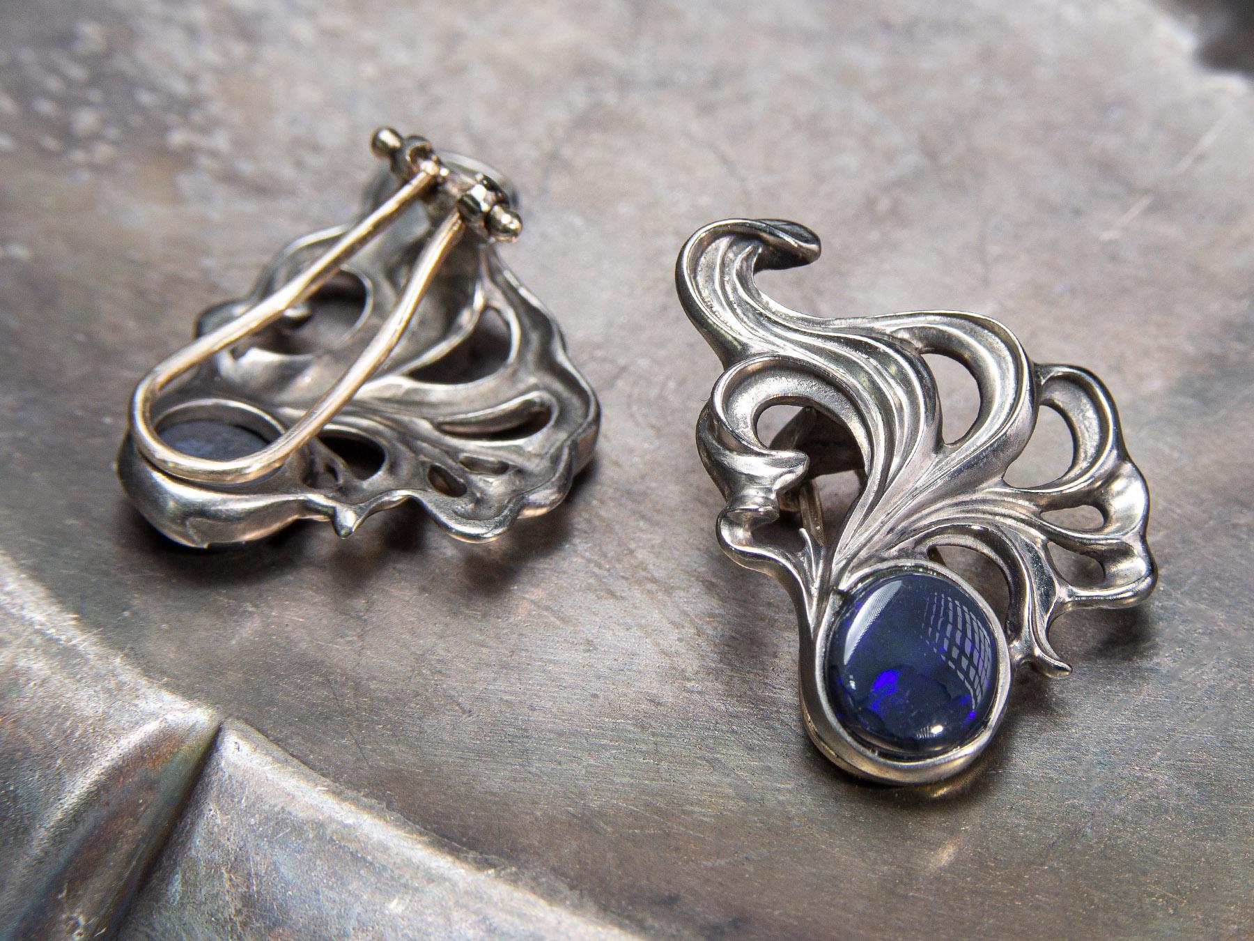 Art Nouveau Black Opal Titanium Gold Earrings Deep Neon Blue Fantasy Shape For Sale