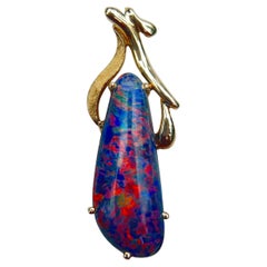 Black Opal Triplet Pendant in 14 Karat Gold, 1970s