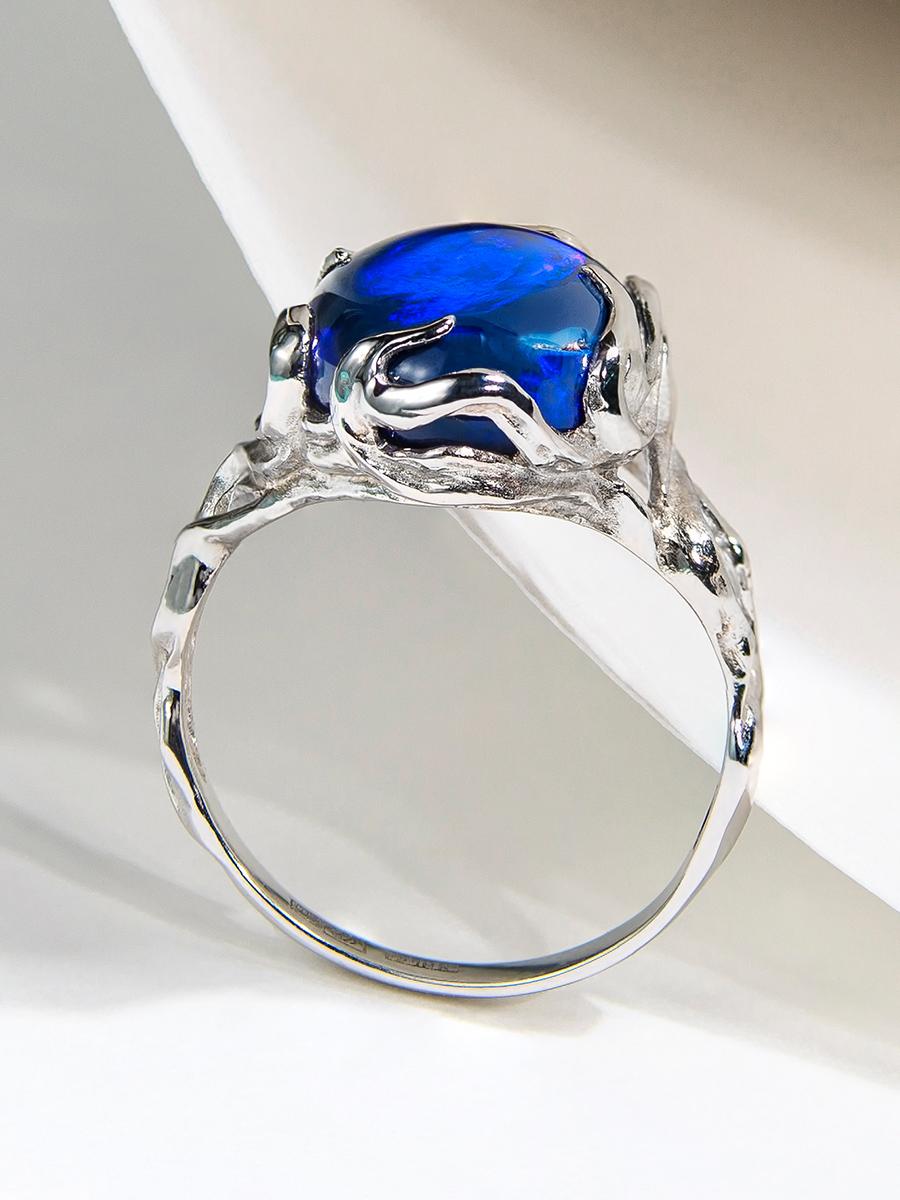 Black Opal gold ring blue Australian gemstone Engagement ring In New Condition In Berlin, DE