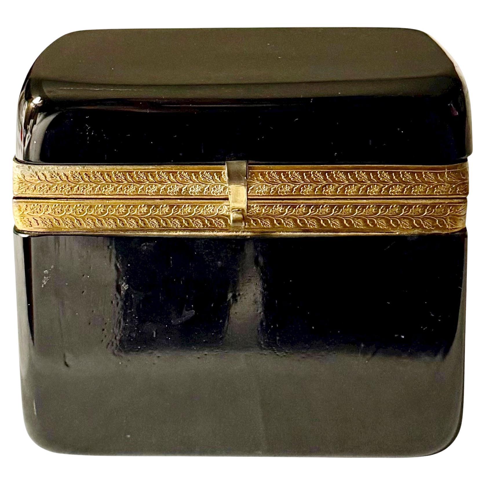 Black Opaline Box