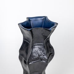 Vaso organico nero, Ceramica, Kawa Vase #6, Porcellana, In stock, Fatto a mano