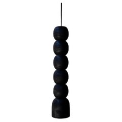 Lampe à suspension en bois noire d'origine L6 par Daniel Orozco
