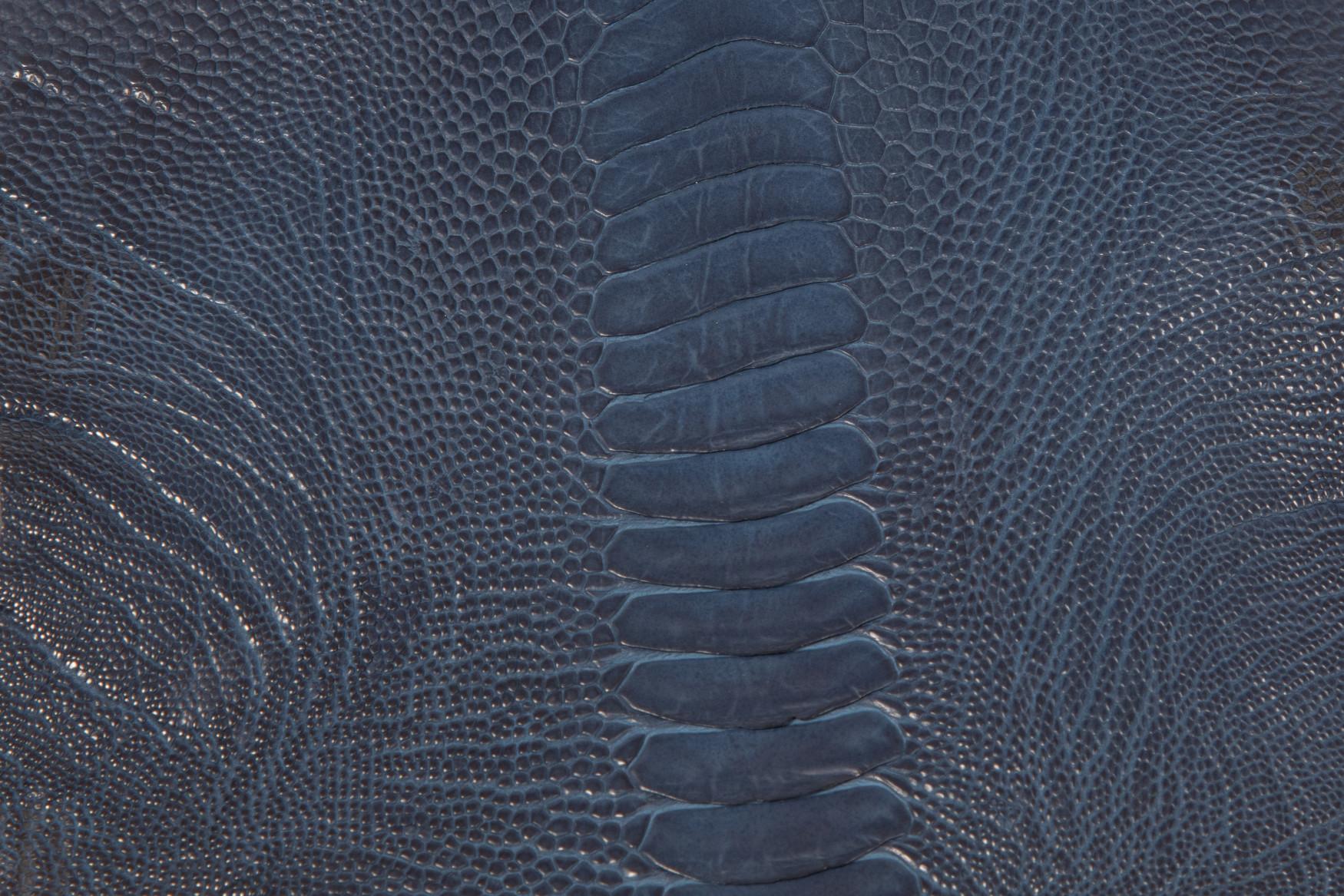 Maniglia di lusso, varie finiture in metallo e pelle Forma a mezza luna Piccola in vendita 7