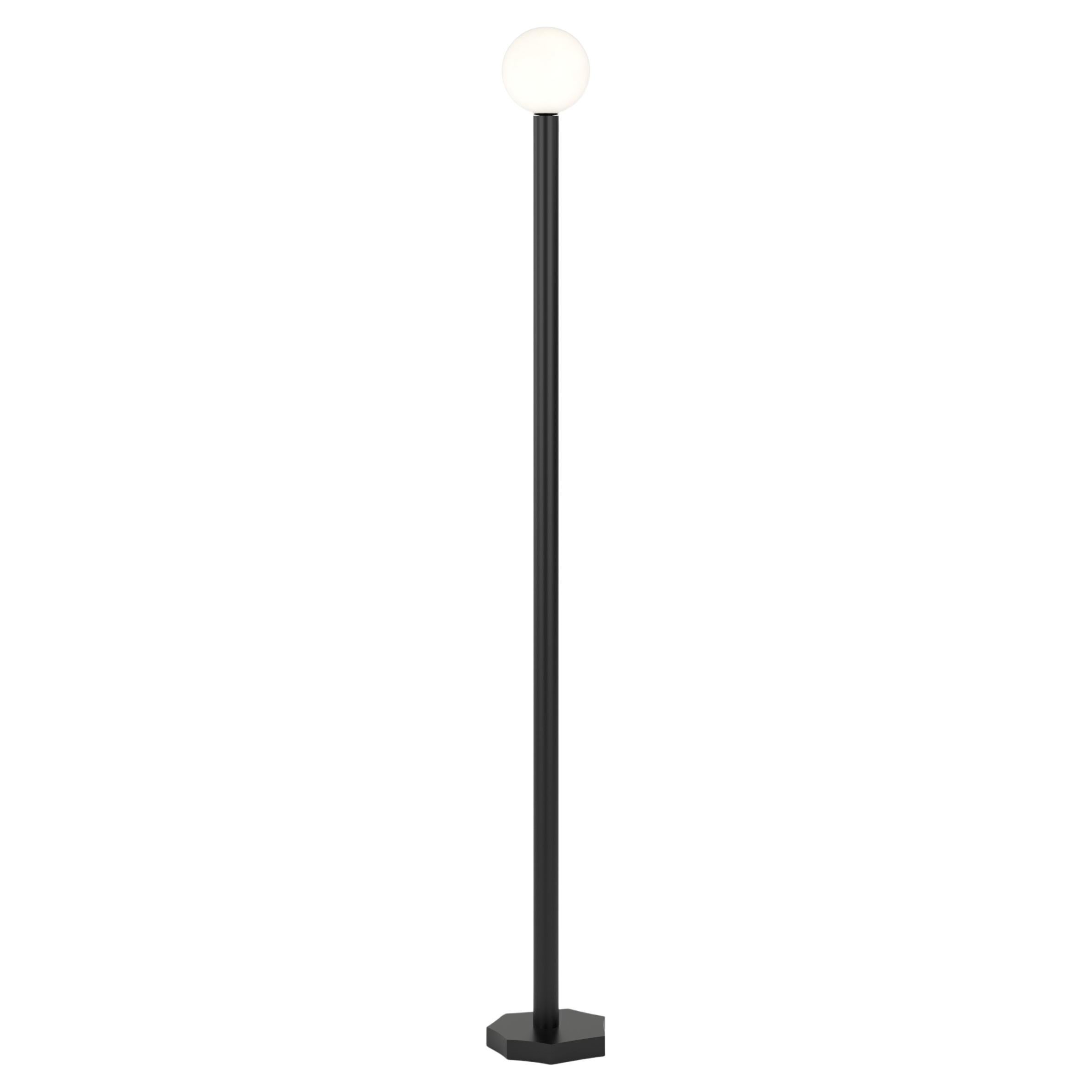Lampe de sol Black Outlines Cut par Atelier Areti